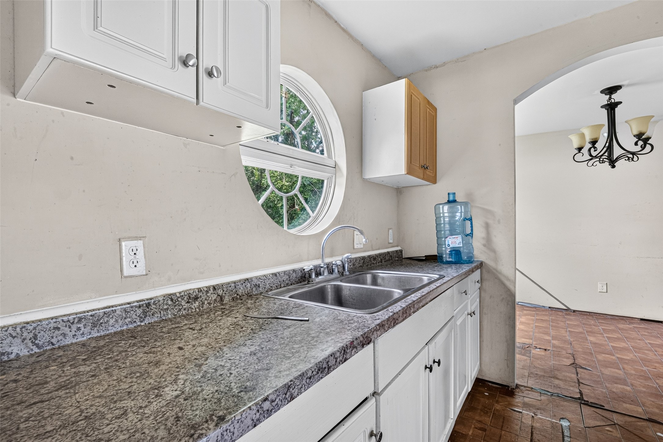 14031 Villagrove Drive Property Photo 7