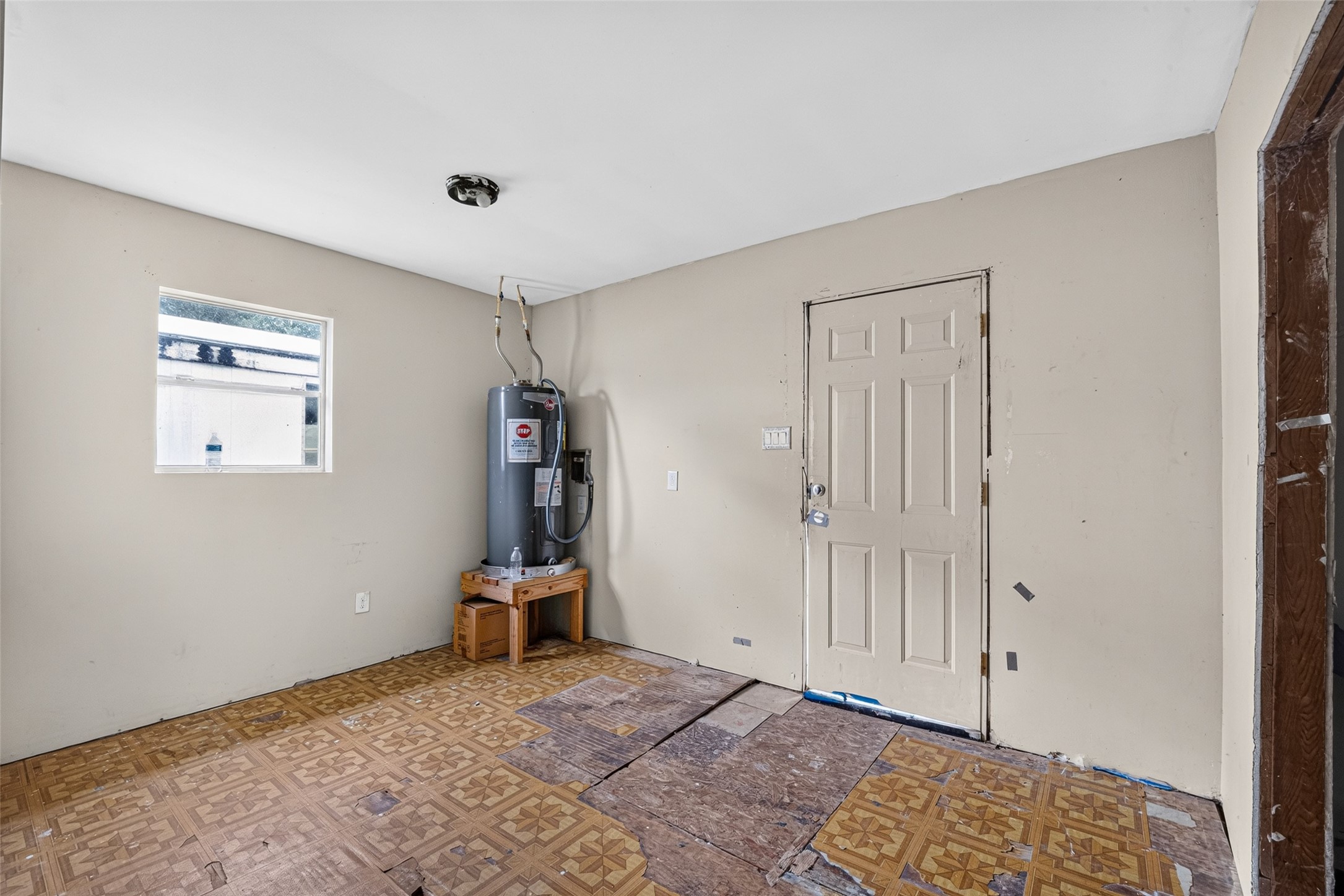 14031 Villagrove Drive Property Photo 13