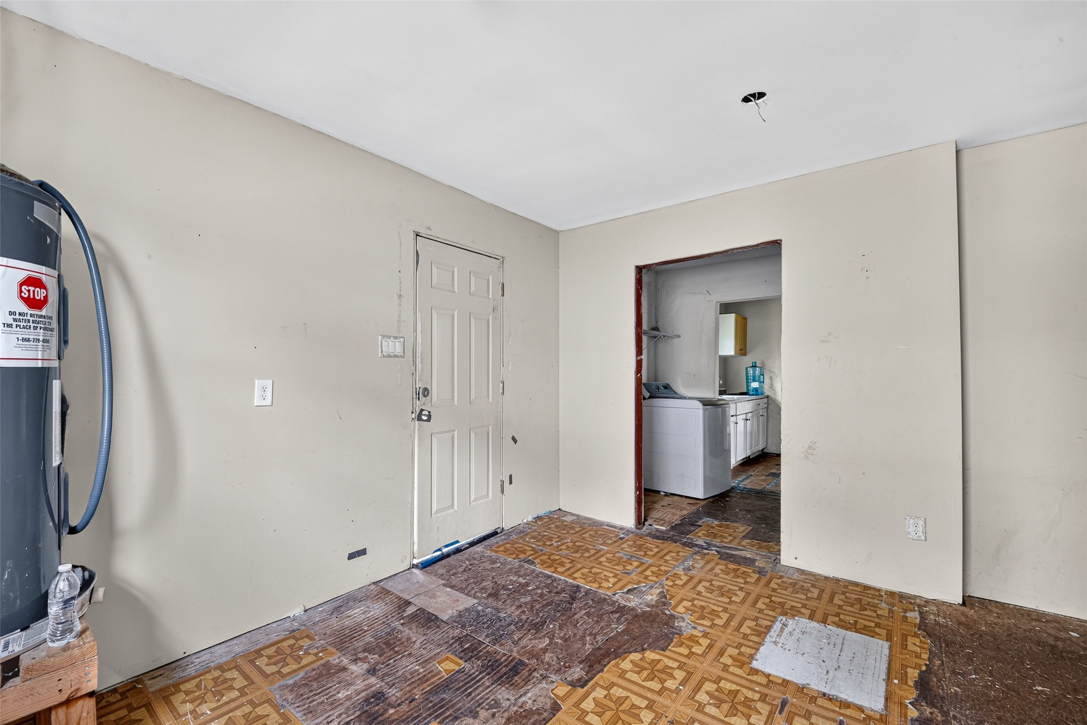 14031 Villagrove Drive Property Photo 15