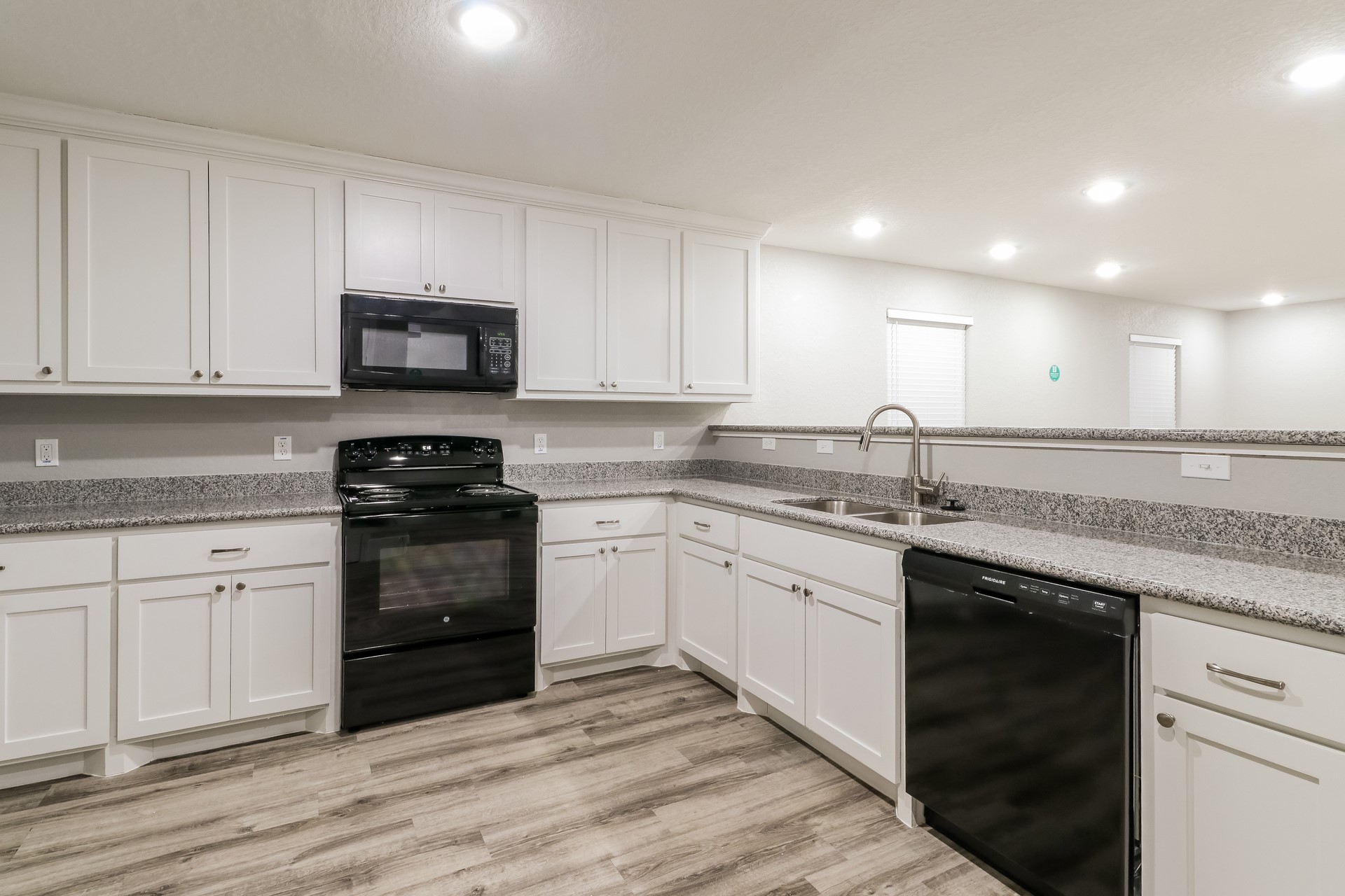 23331 Sandpiper Trail Property Photo 7