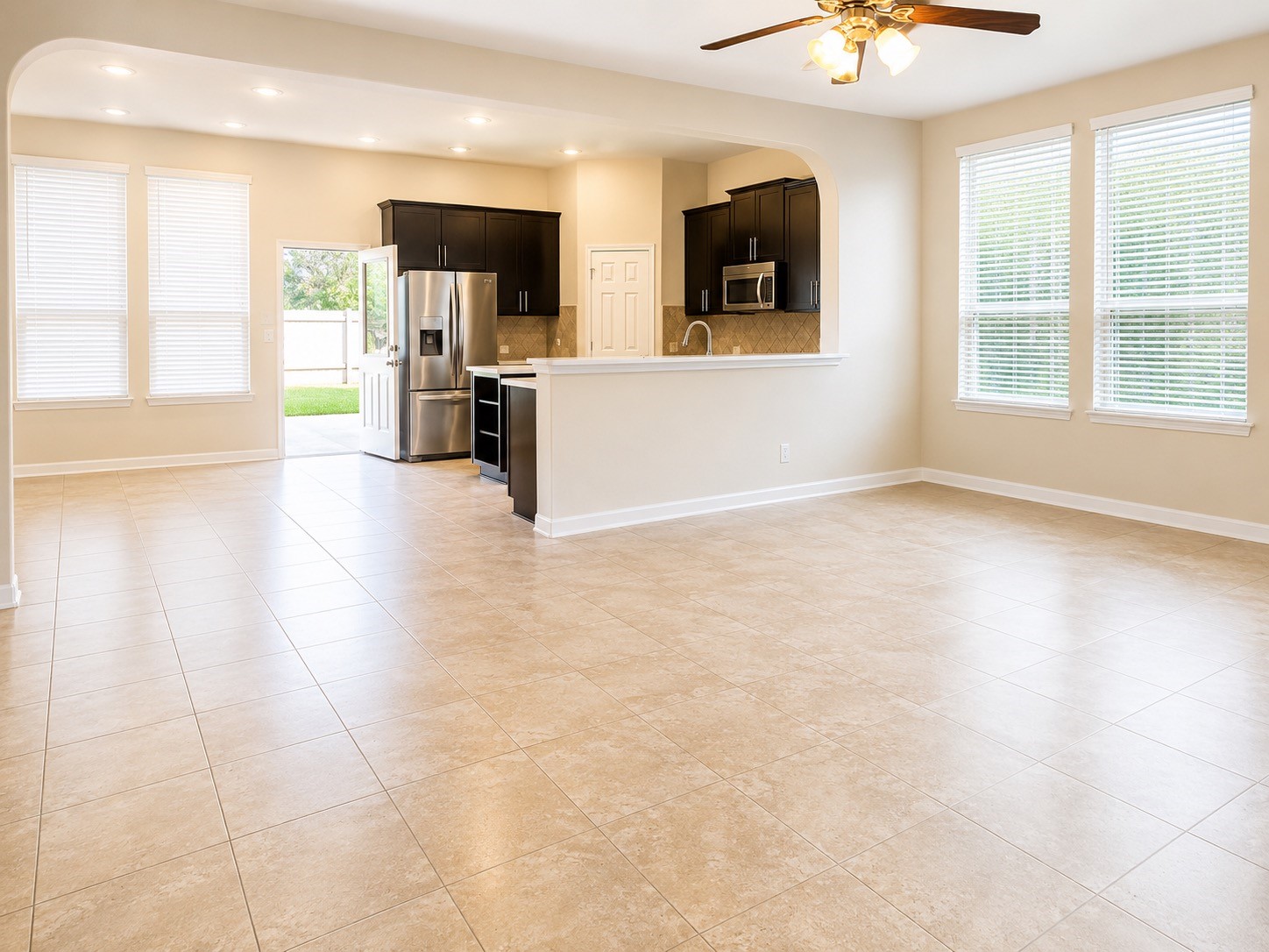 10306 Hartfield Bluff Lane Property Photo 3