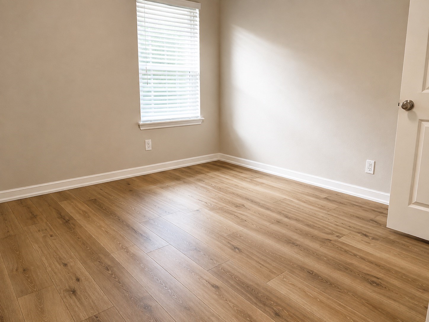 10306 Hartfield Bluff Lane Property Photo 12