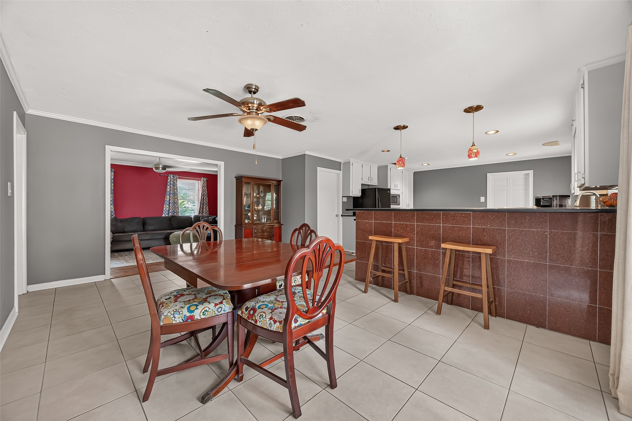 10418 Hazelhurst Drive Property Photo 10