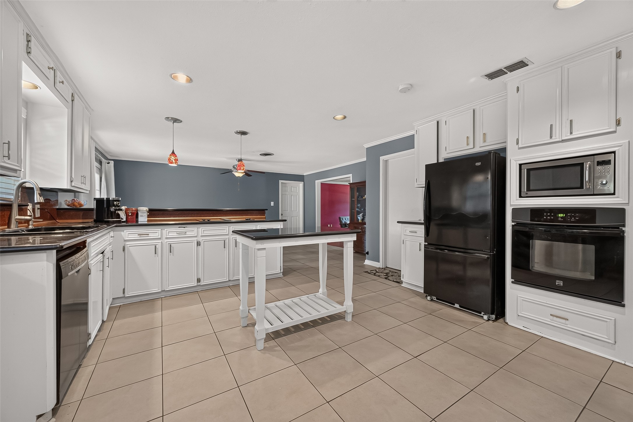 10418 Hazelhurst Drive Property Photo 14