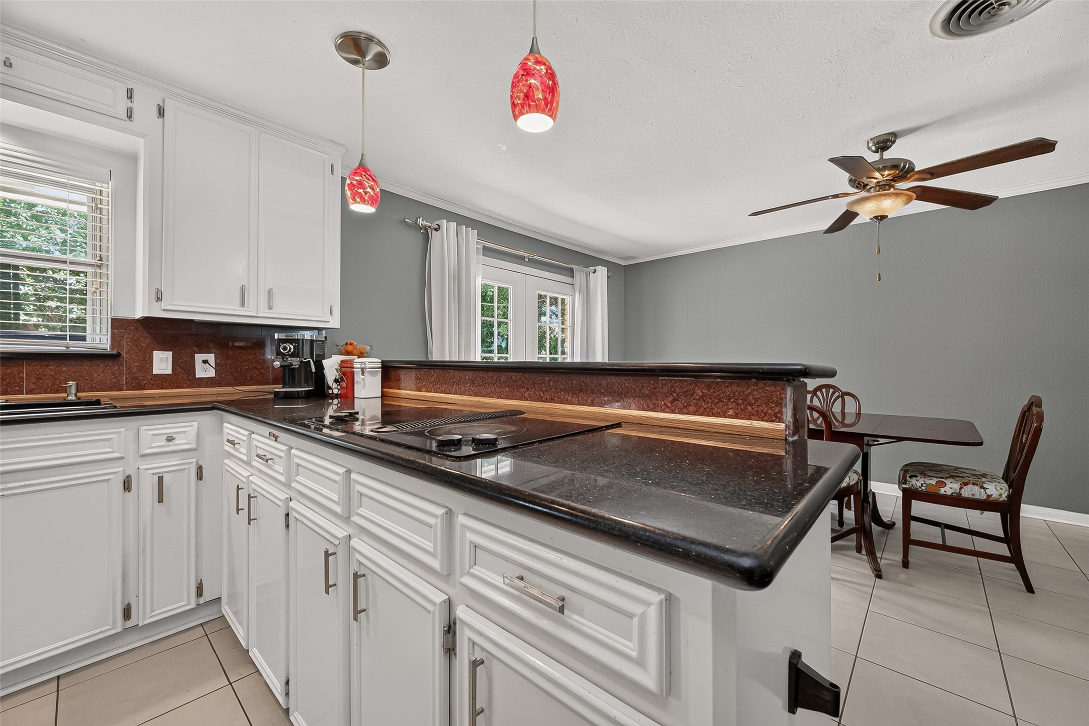 10418 Hazelhurst Drive Property Photo 16