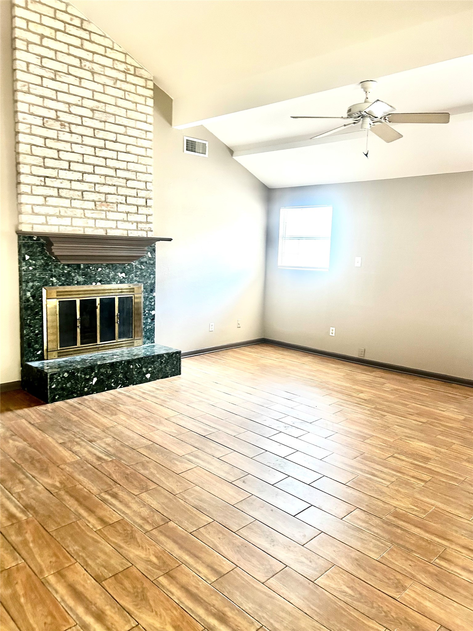 11718 Zarroll Drive Property Photo 6