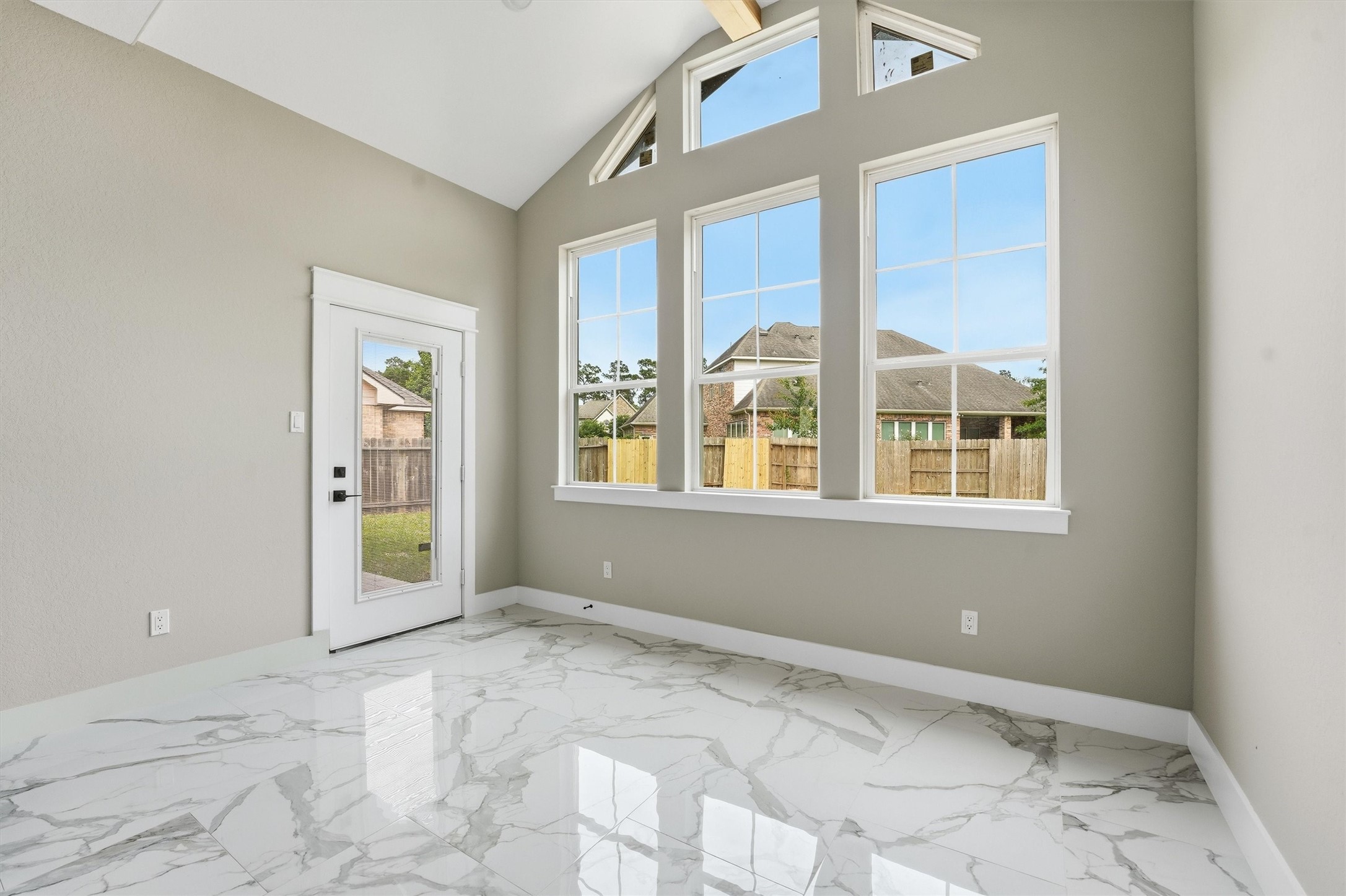 3388 Wooded Lane Property Photo 16