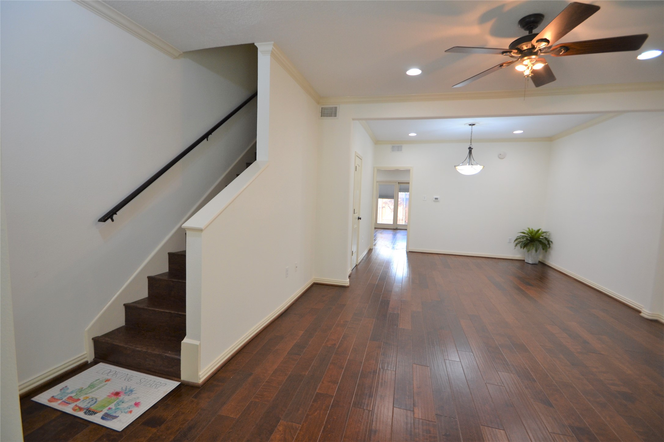 830 Threadneedle Street 235 Property Photo 4