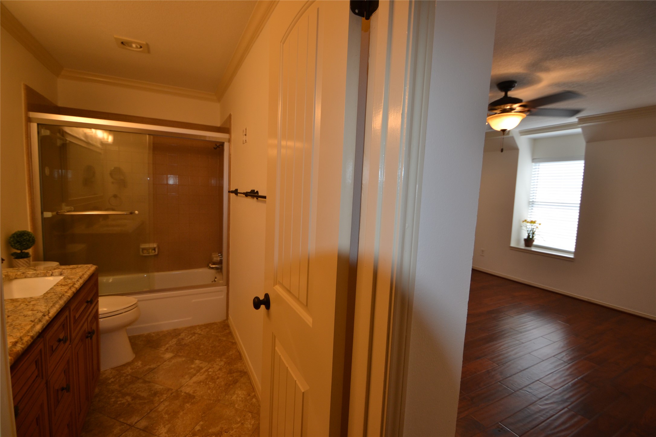 830 Threadneedle Street 235 Property Photo 42