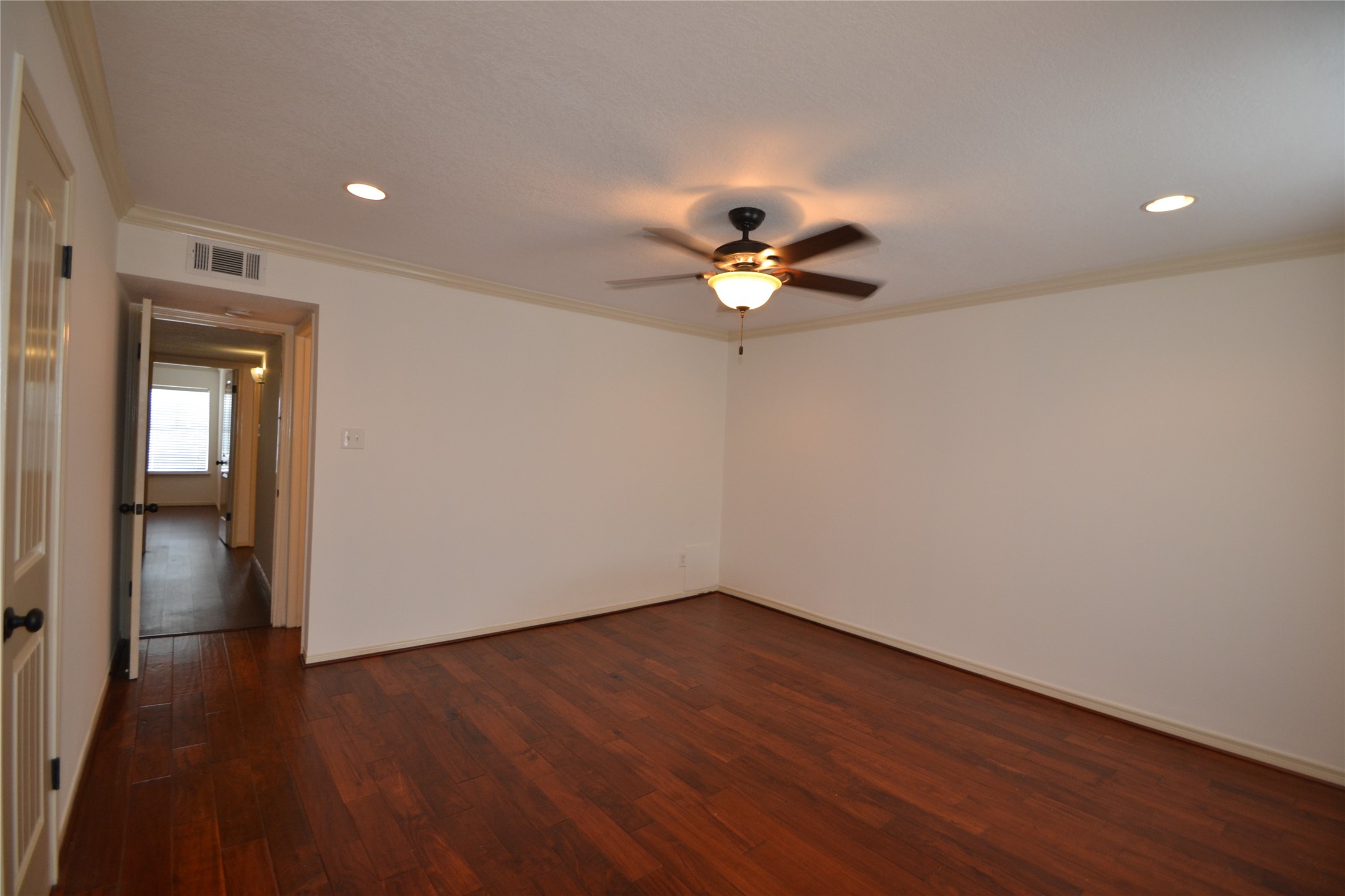 830 Threadneedle Street 235 Property Photo 43