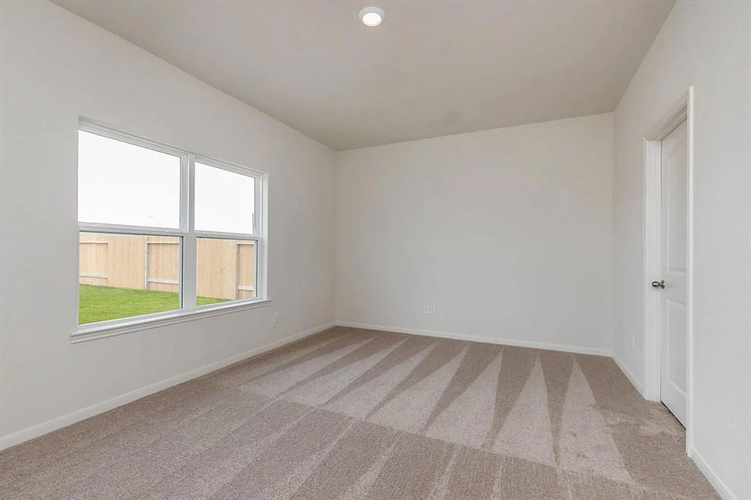 20922 Sunshine Meadow Drive Property Photo 12