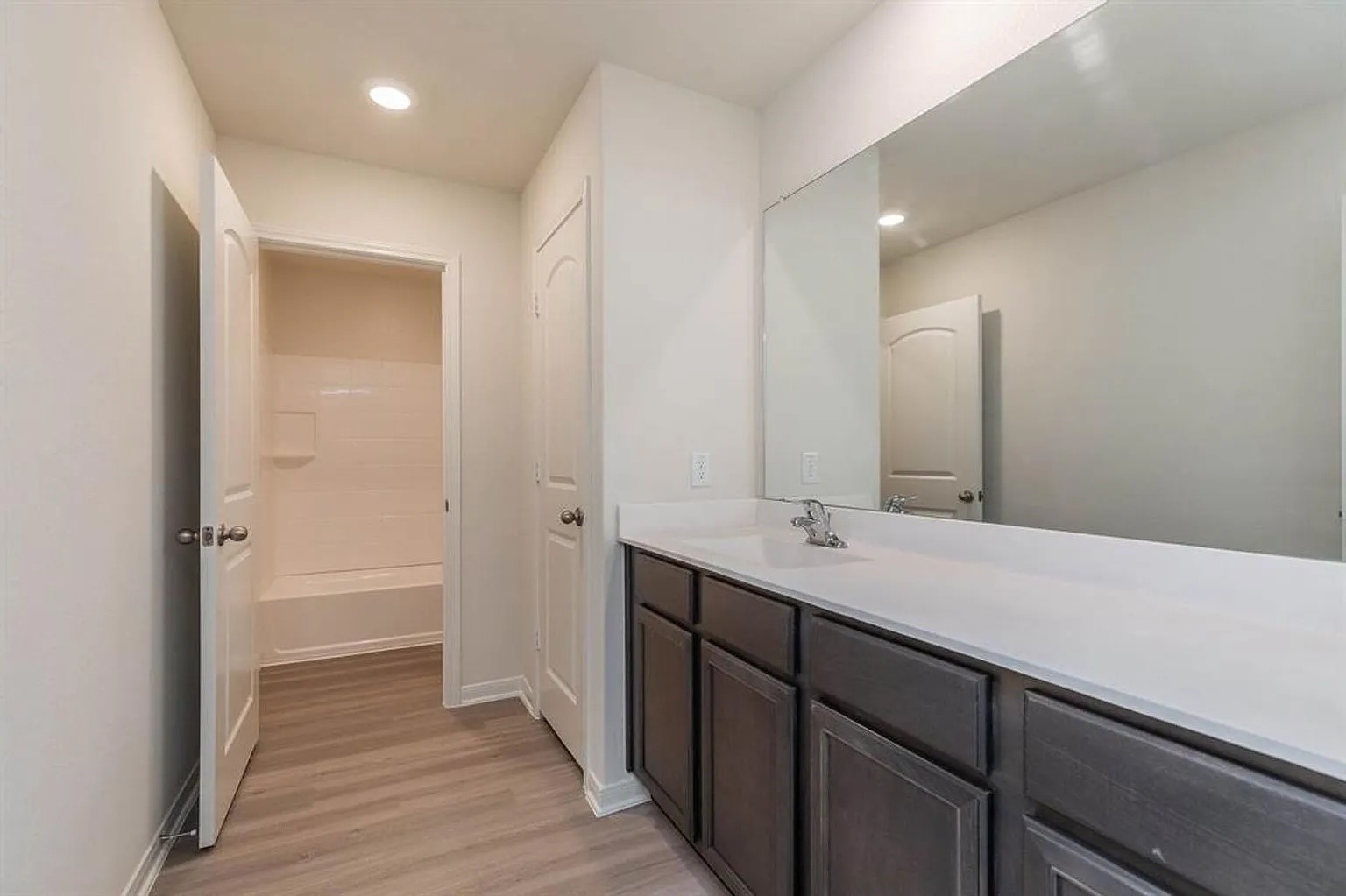 20922 Sunshine Meadow Drive Property Photo 17