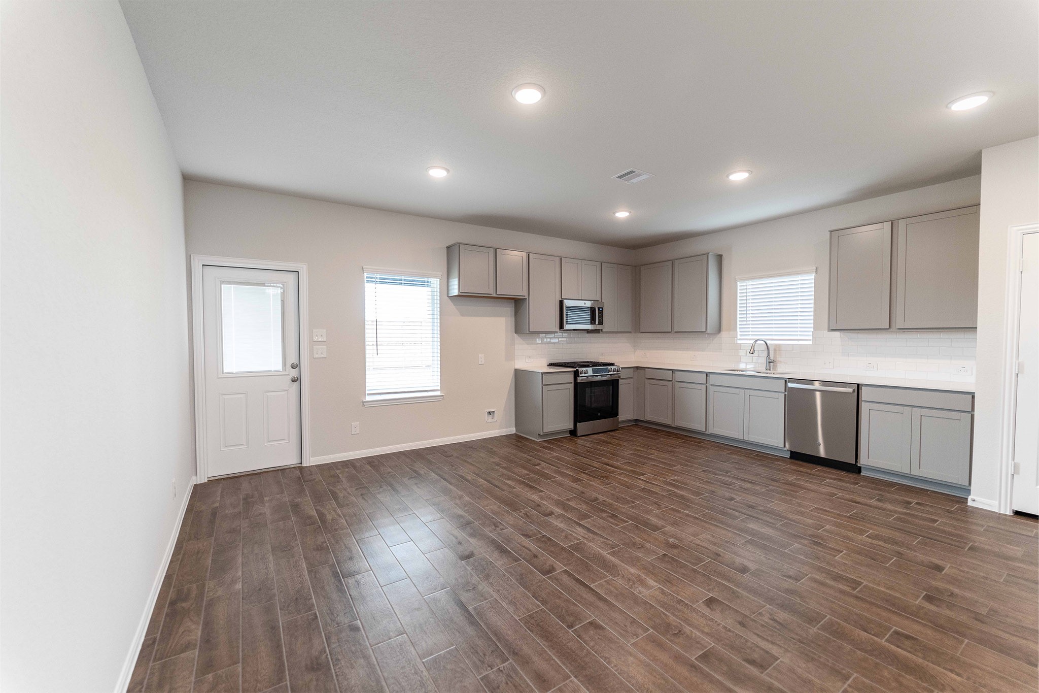 14238 Hay Meadow Lane Property Photo 6
