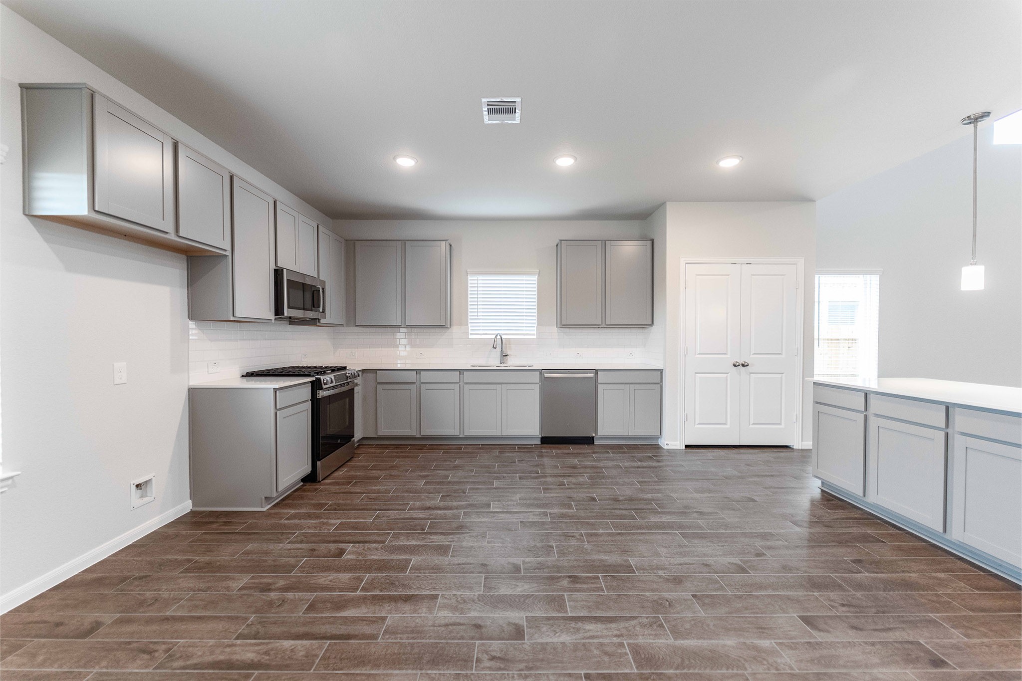 14238 Hay Meadow Lane Property Photo 7