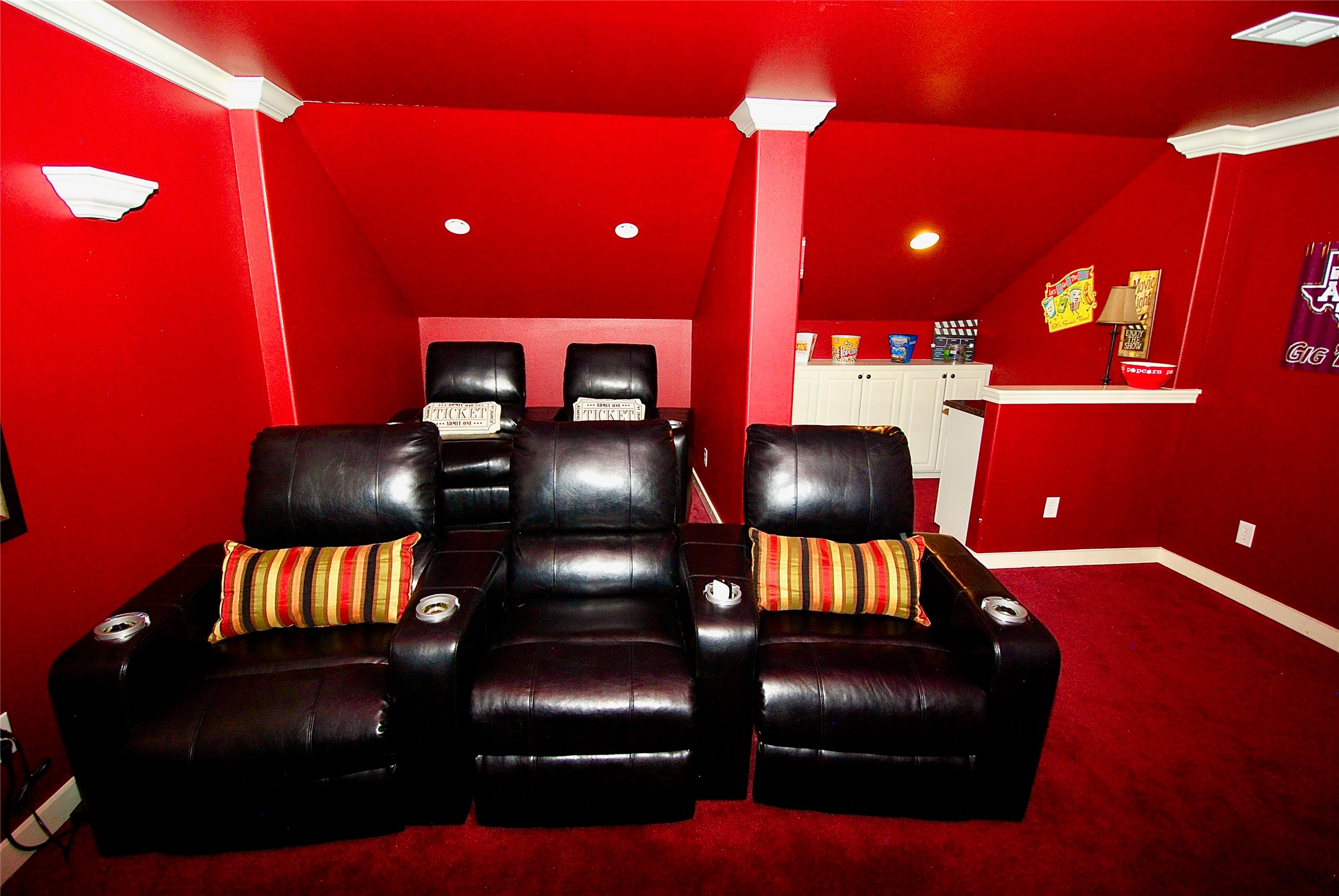 27368 State Highway 19 N Property Photo 22