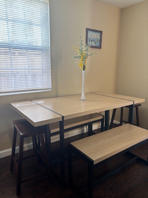 2215 Hollywood Avenue Property Photo 7