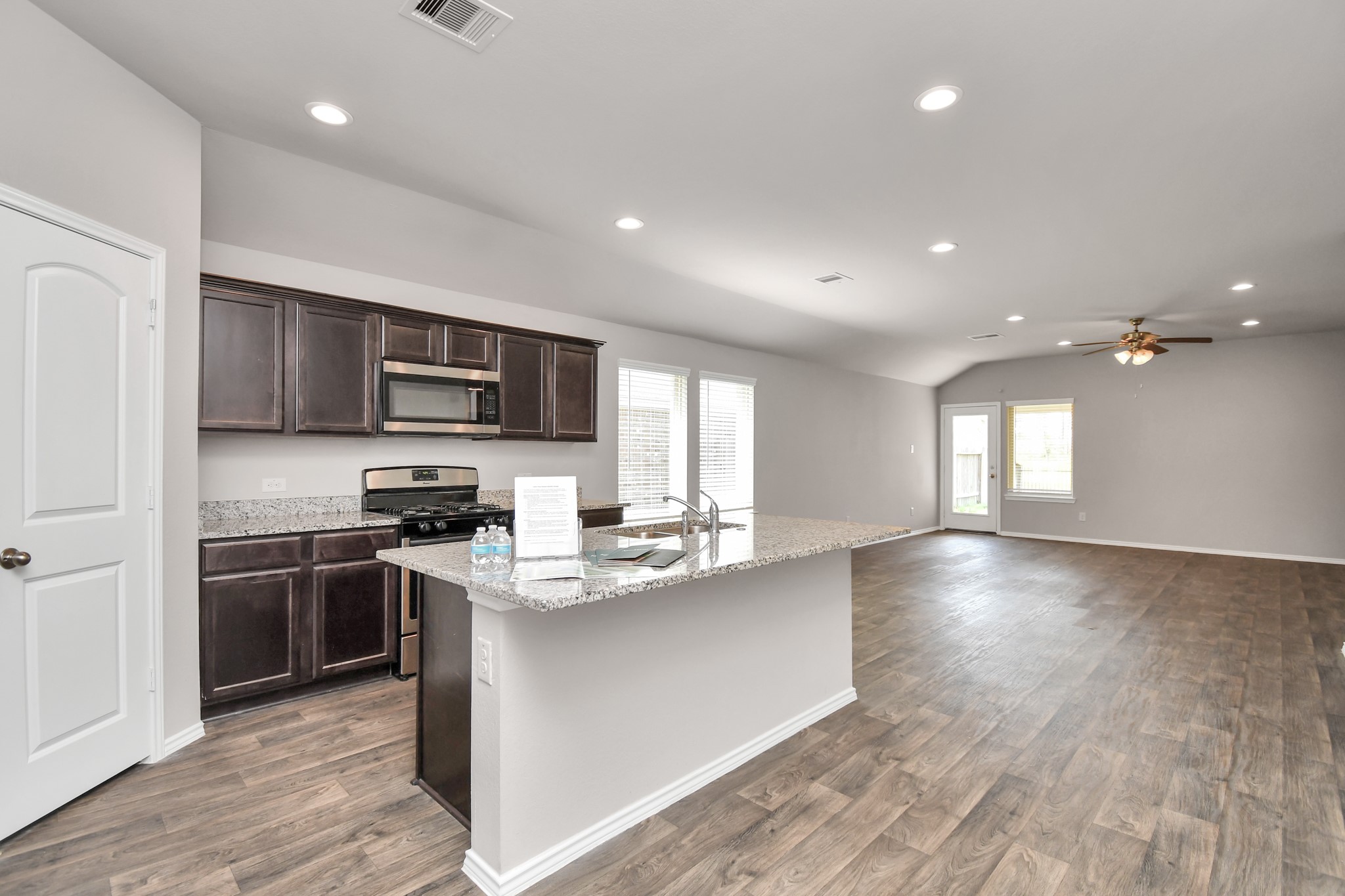 14206 West Rim Lane Property Photo 17