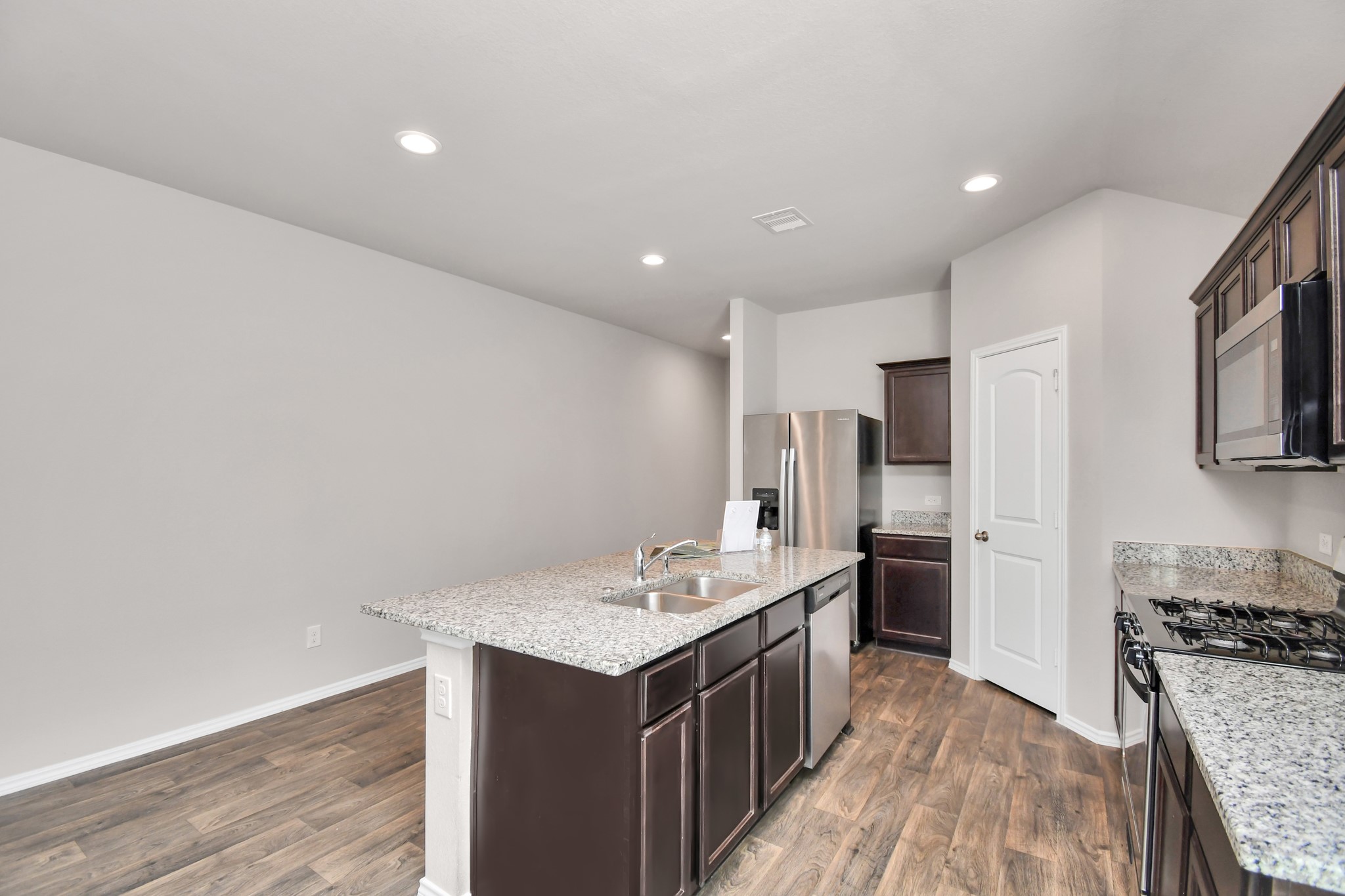 14206 West Rim Lane Property Photo 19
