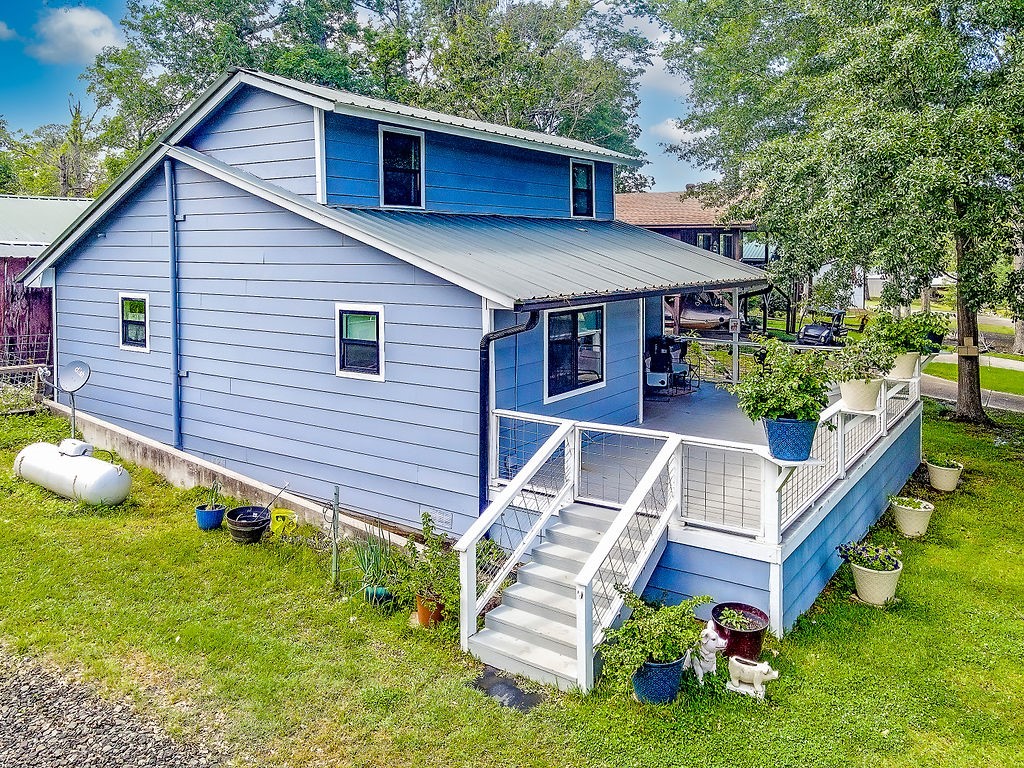 365 Eastwood Loop Property Photo 1