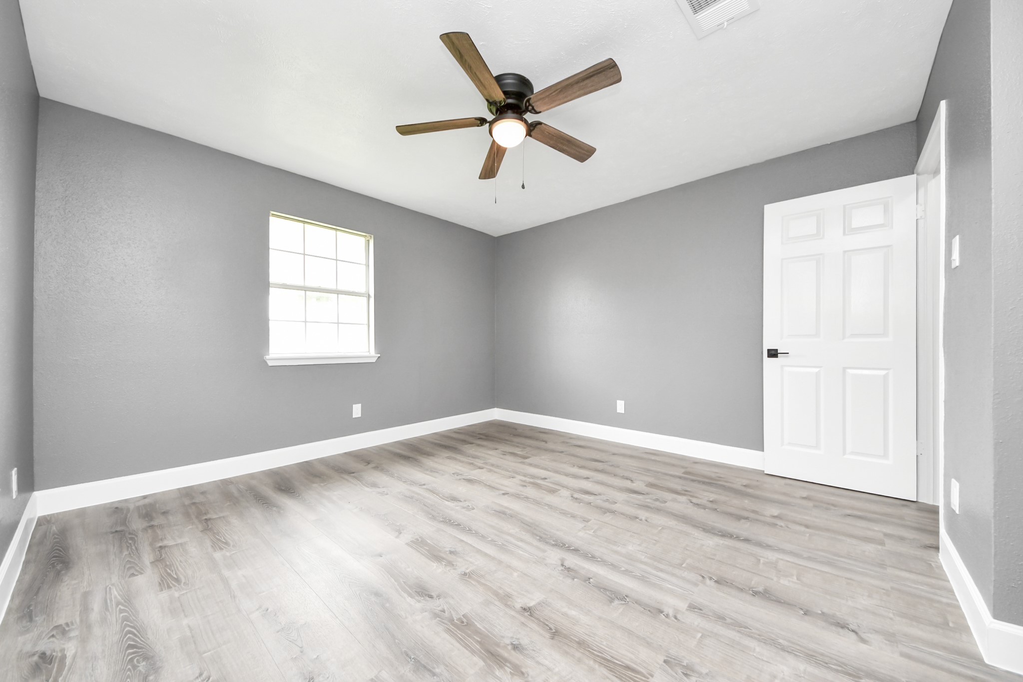 5444 Ridge Wind Lane Property Photo 23