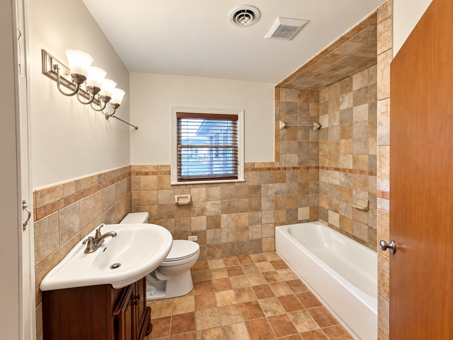 341 Jefferson Street Property Photo 13