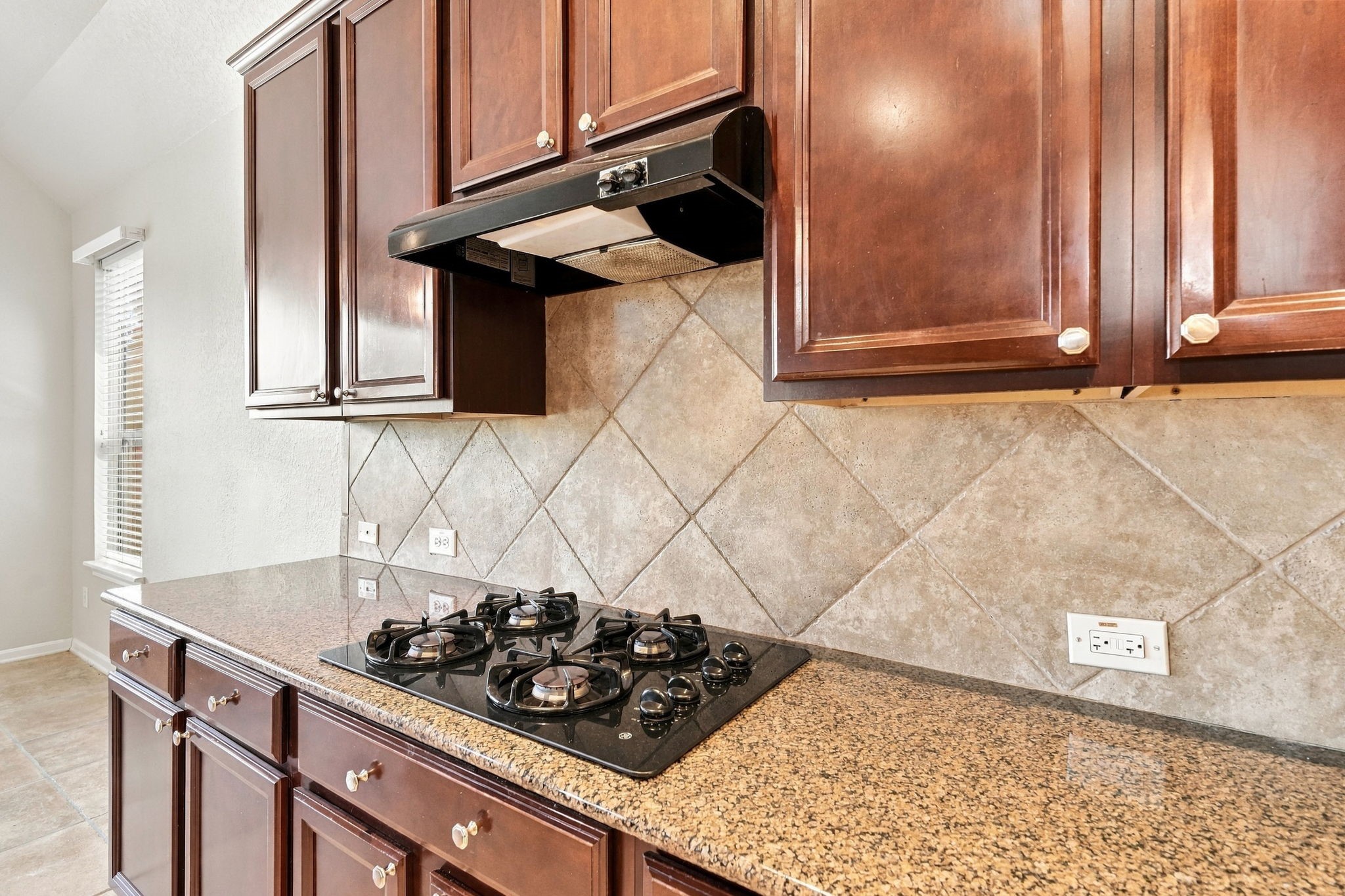 14226 Marin Drive Property Photo 10