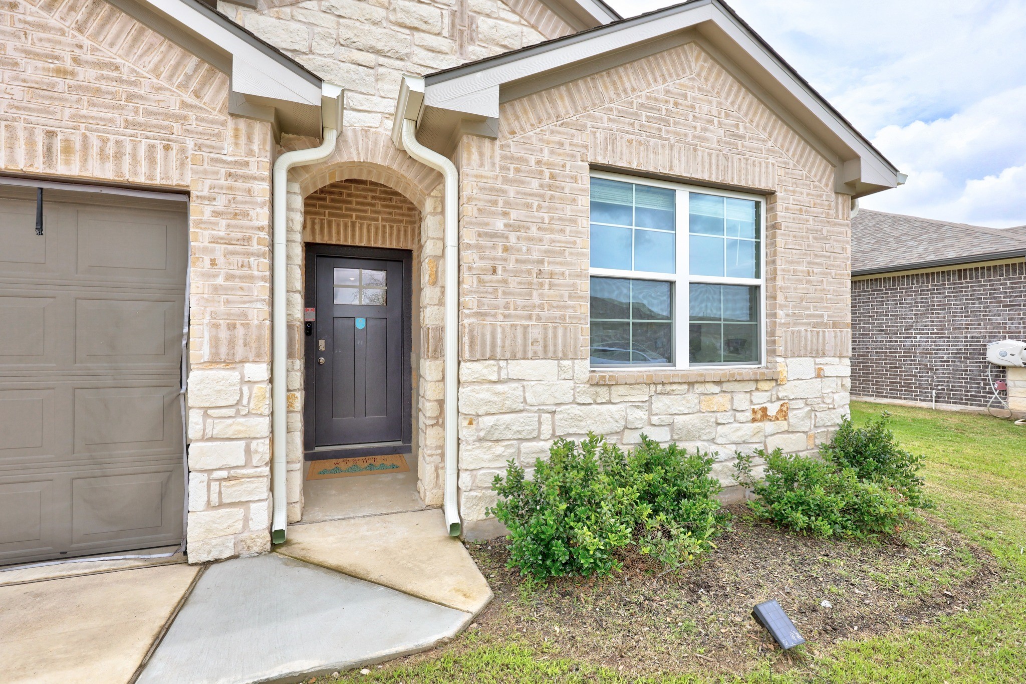 713 Iron Bridge Road Property Photo 1