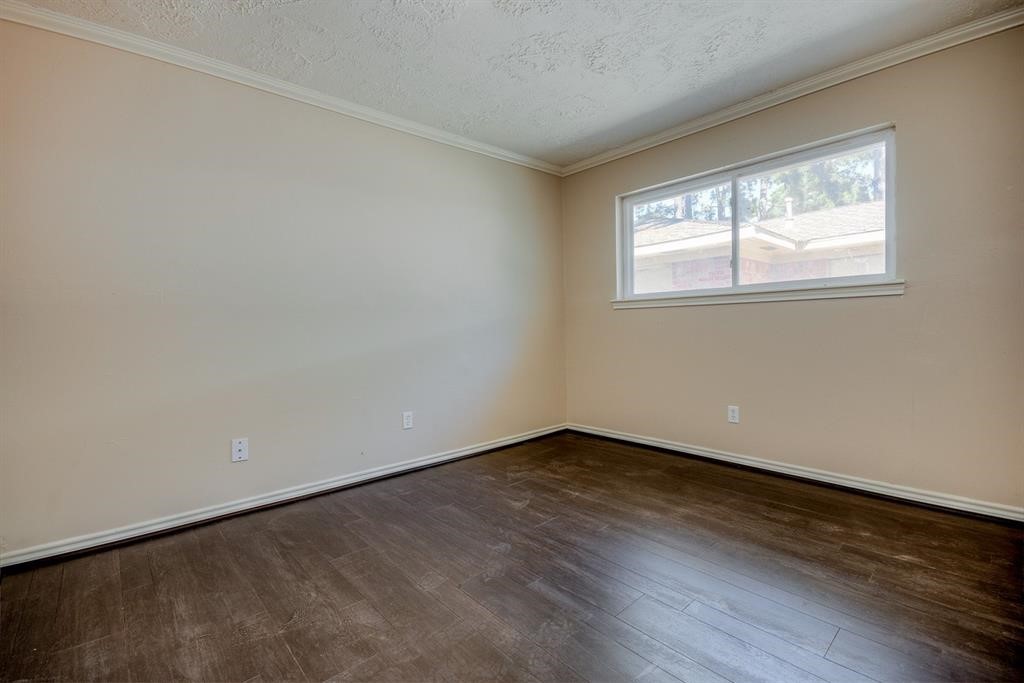 9611 Landry Boulevard Property Photo 12