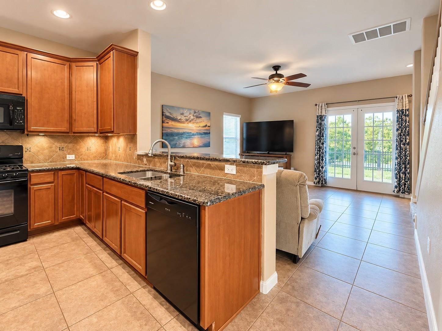 28642 Lockeridge Springs Drive, Spring Tx 77386 Property Photo 5