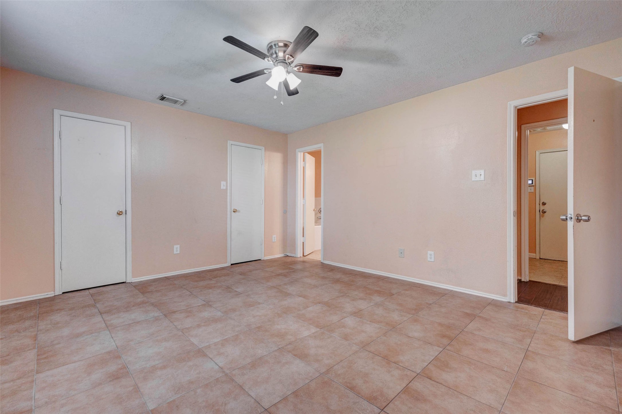 11956 Braes Park Drive Property Photo 11