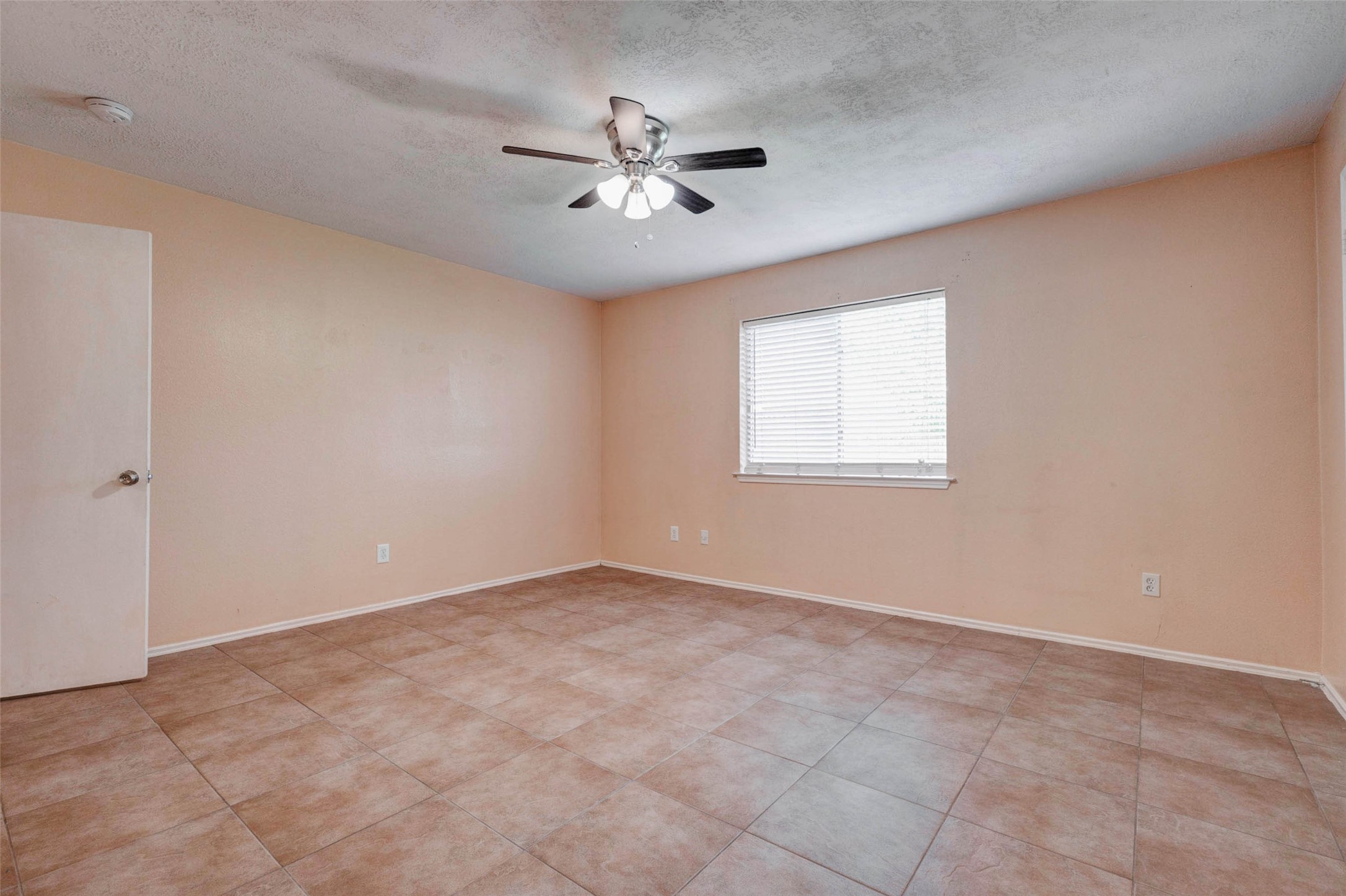 11956 Braes Park Drive Property Photo 13