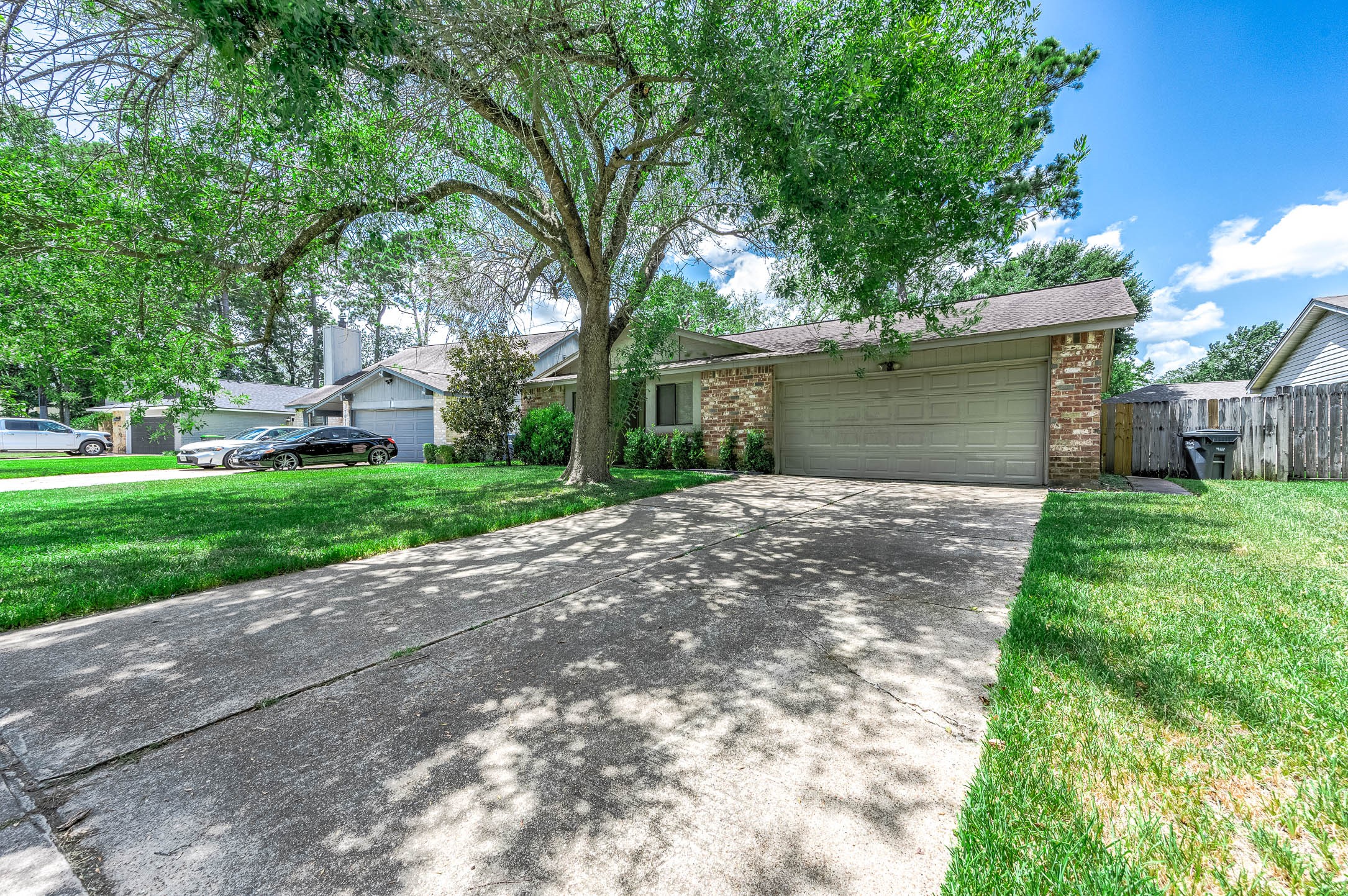 17035 Seven Pines Drive Property Photo 2
