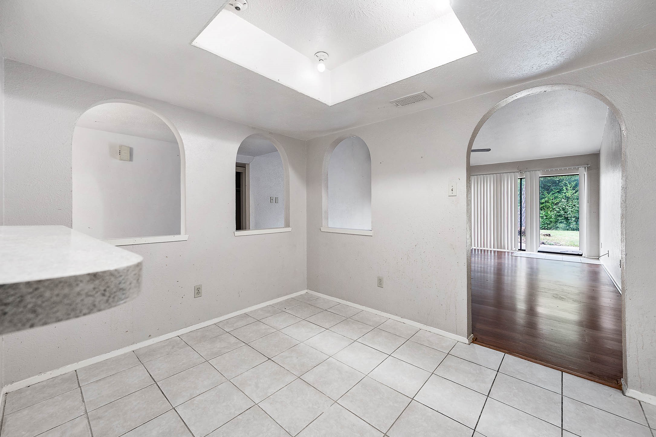 17035 Seven Pines Drive Property Photo 11