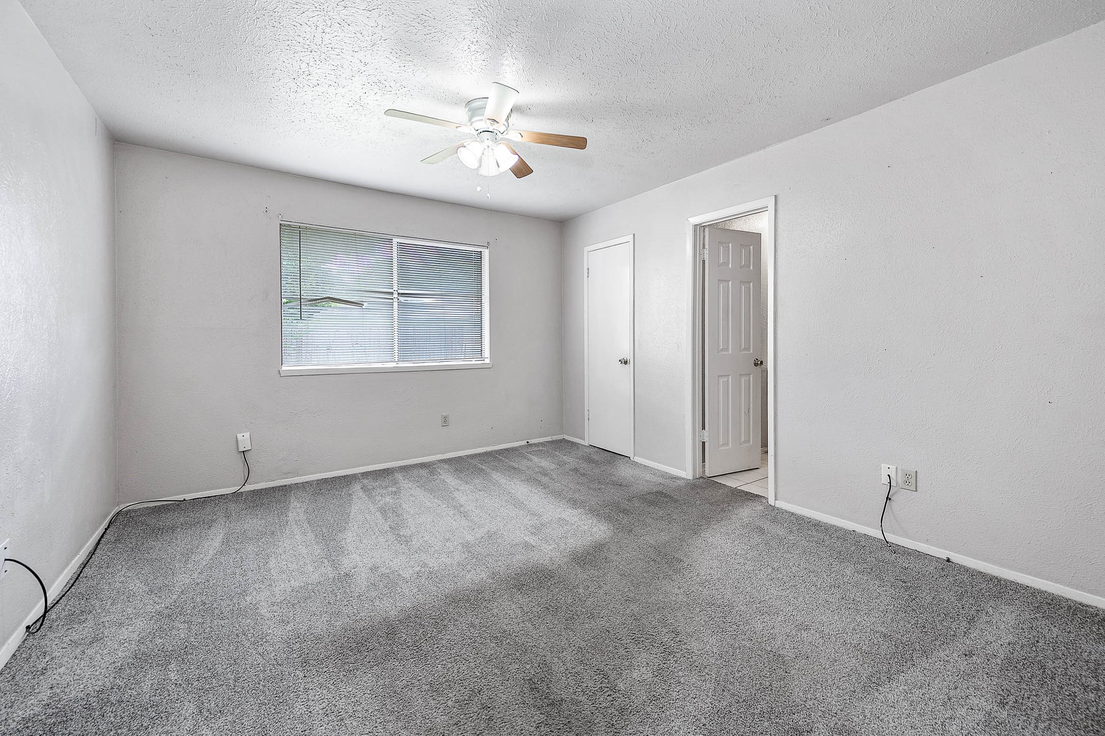 17035 Seven Pines Drive Property Photo 14