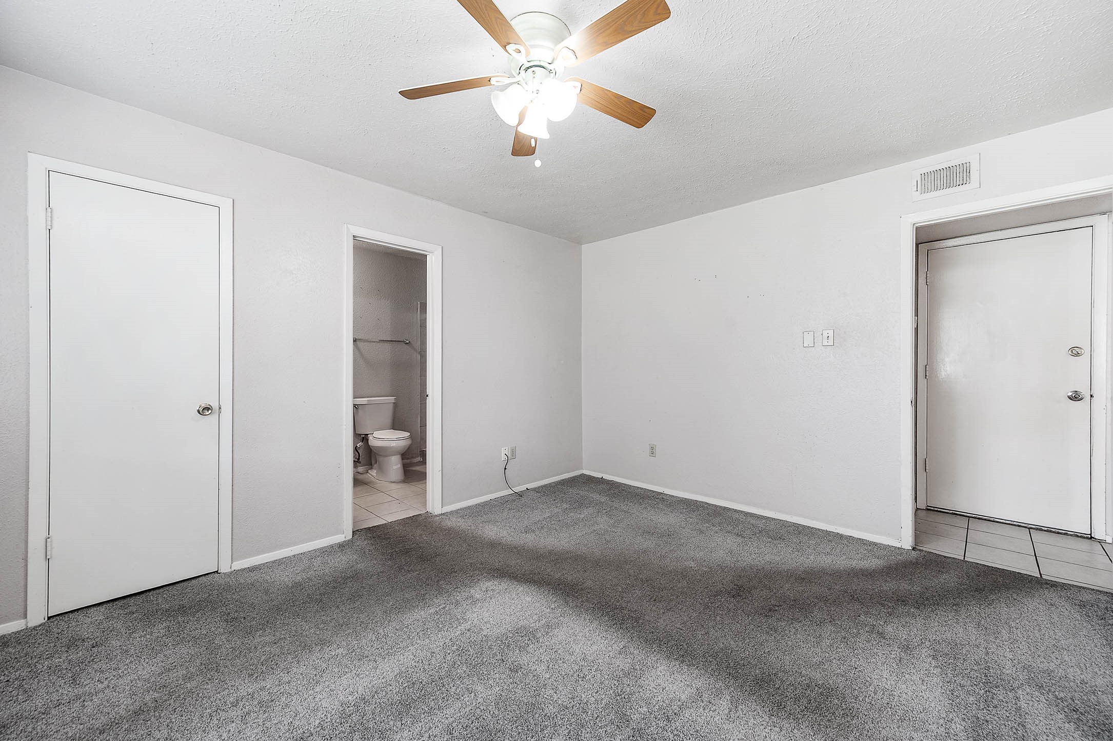 17035 Seven Pines Drive Property Photo 15