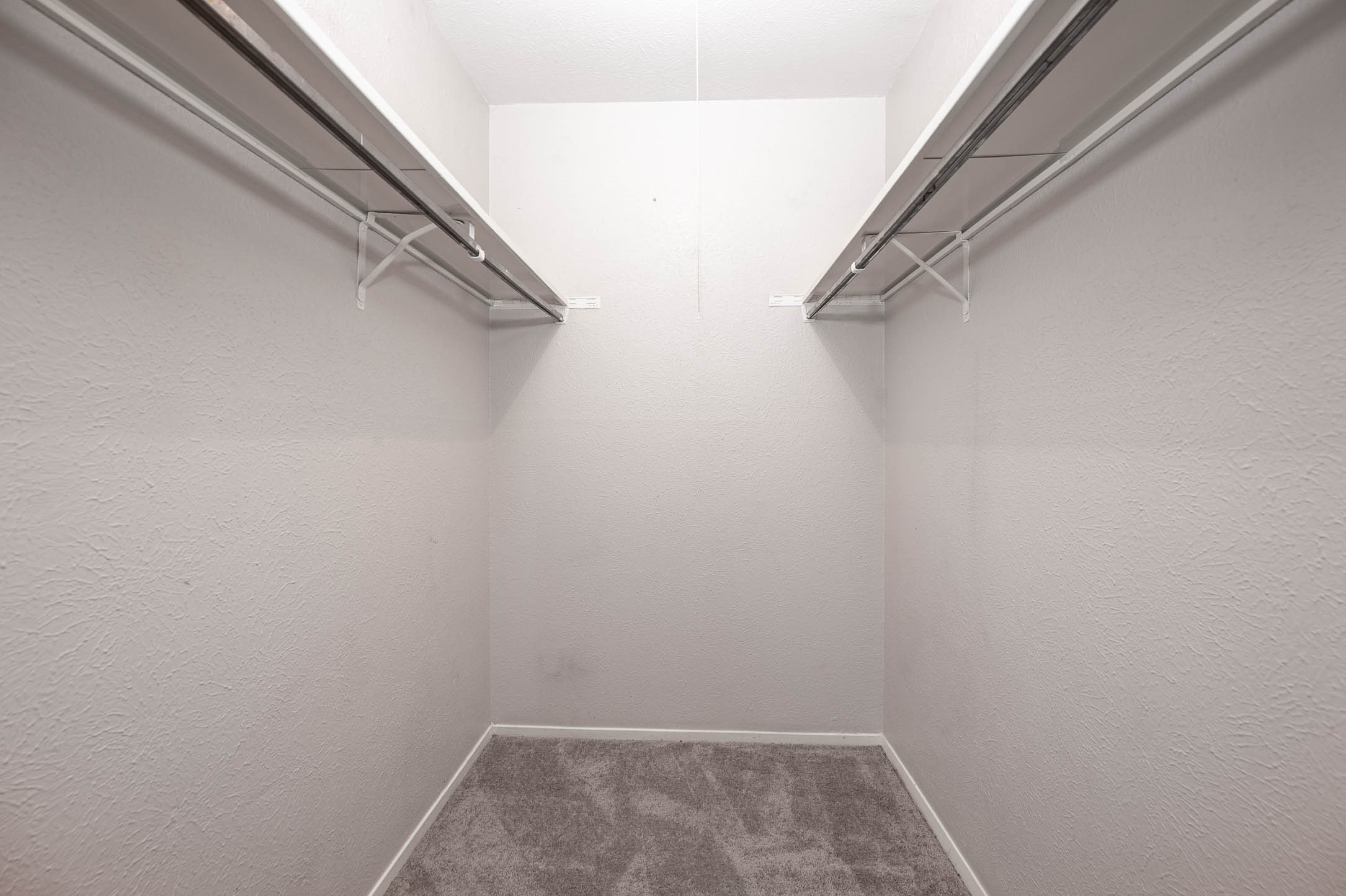 17035 Seven Pines Drive Property Photo 17