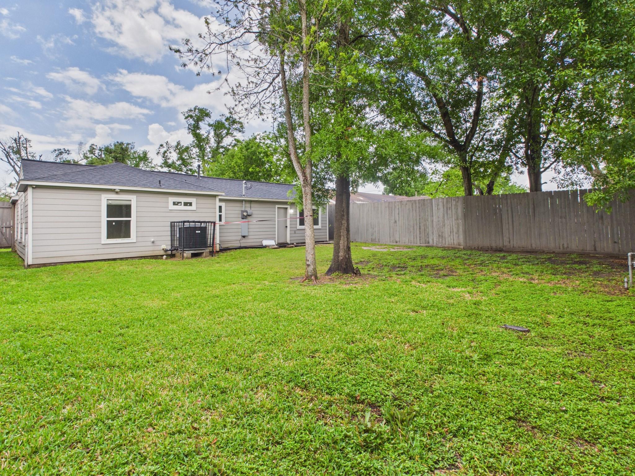 4927 Kelso Street Property Photo 10