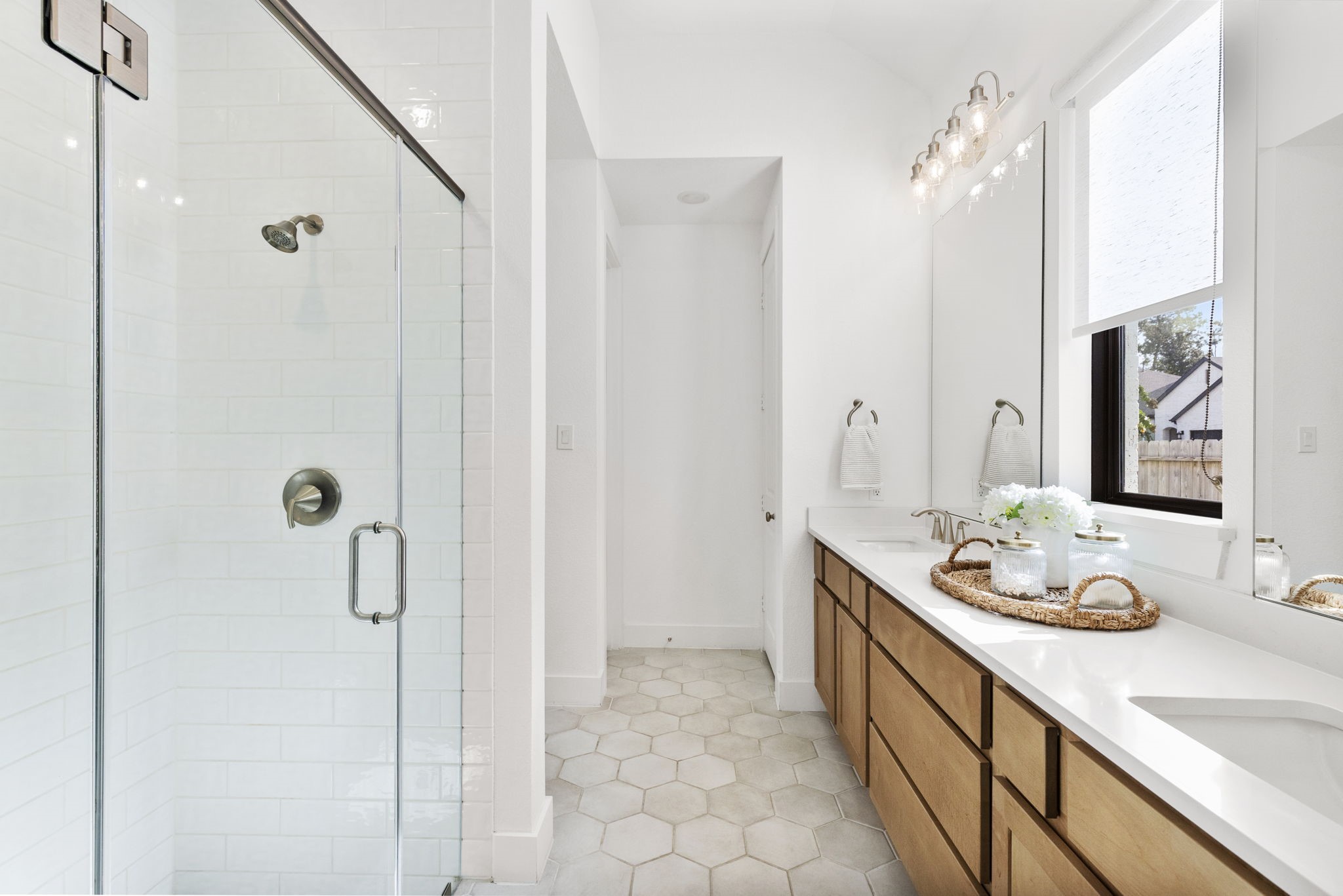 18030 Blu Terrace Drive Property Photo 13