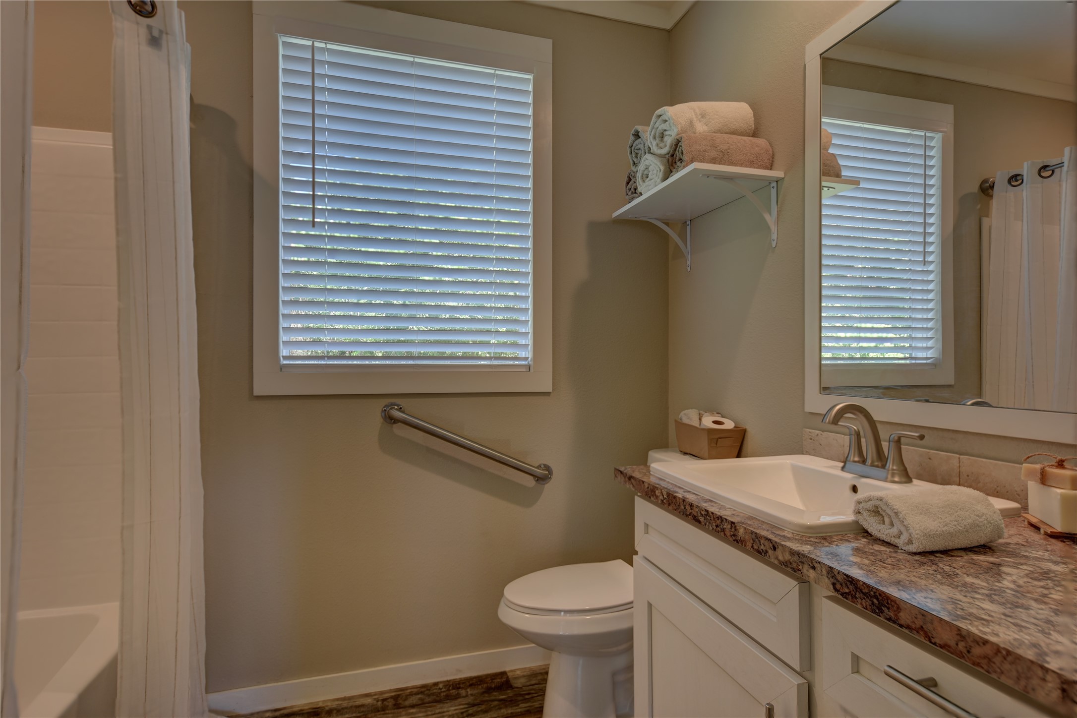 1610 County Road 253 Property Photo 12
