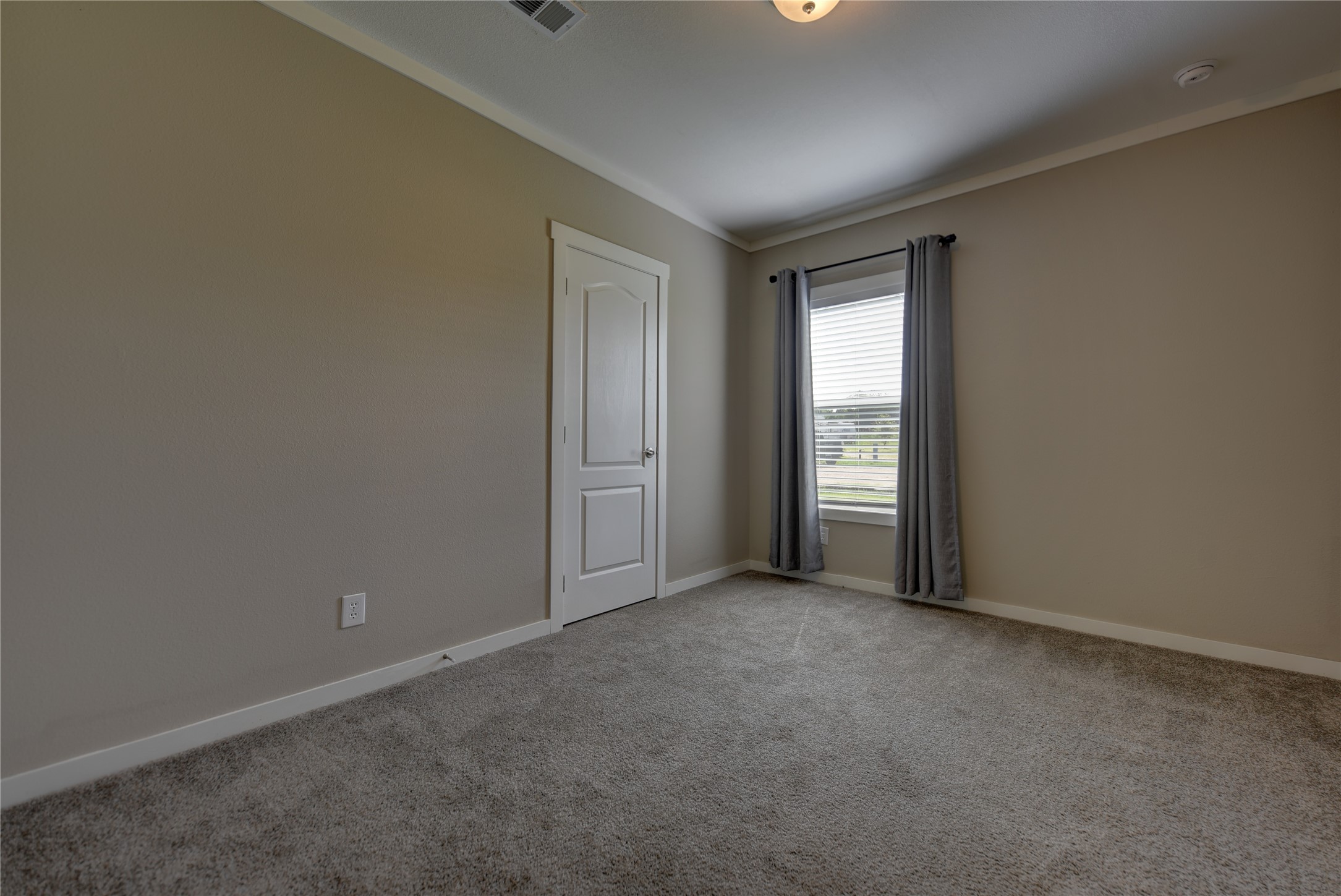 1610 County Road 253 Property Photo 13