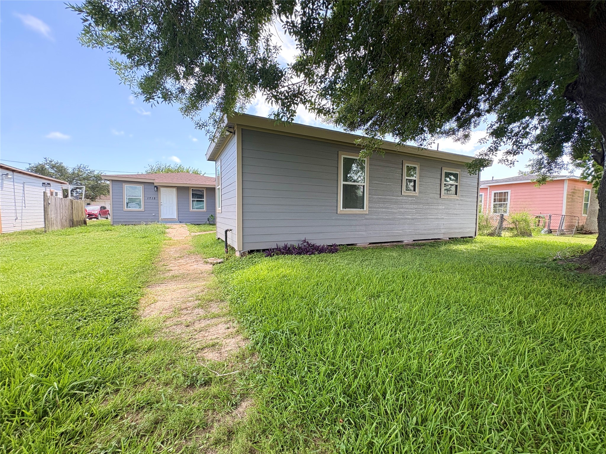 1717 W 4th Street Property Photo 17