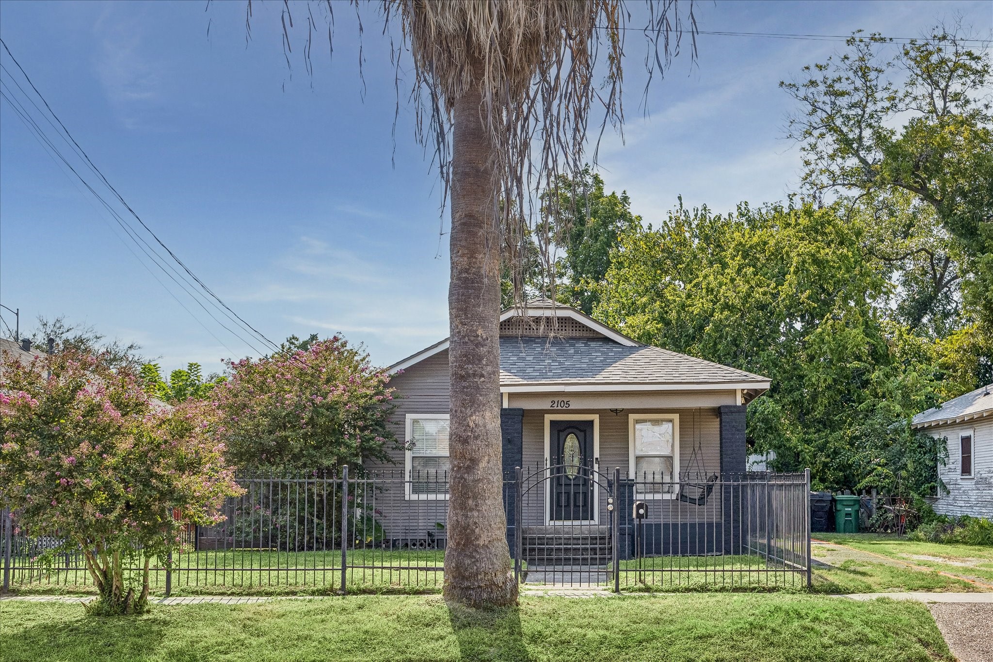 2105 Lawrence Street Property Photo 1