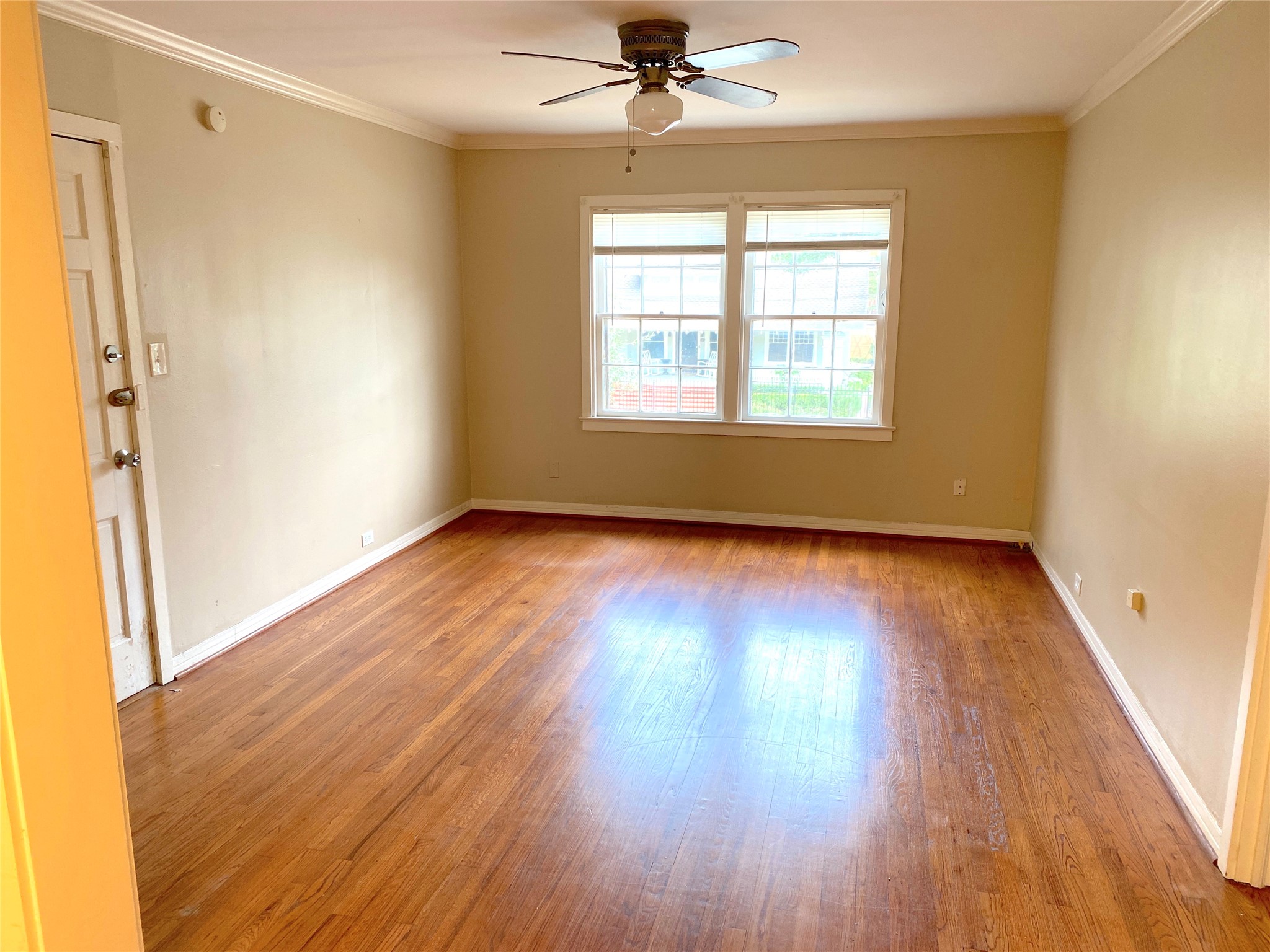 4001 Austin Street 3 Property Photo 6