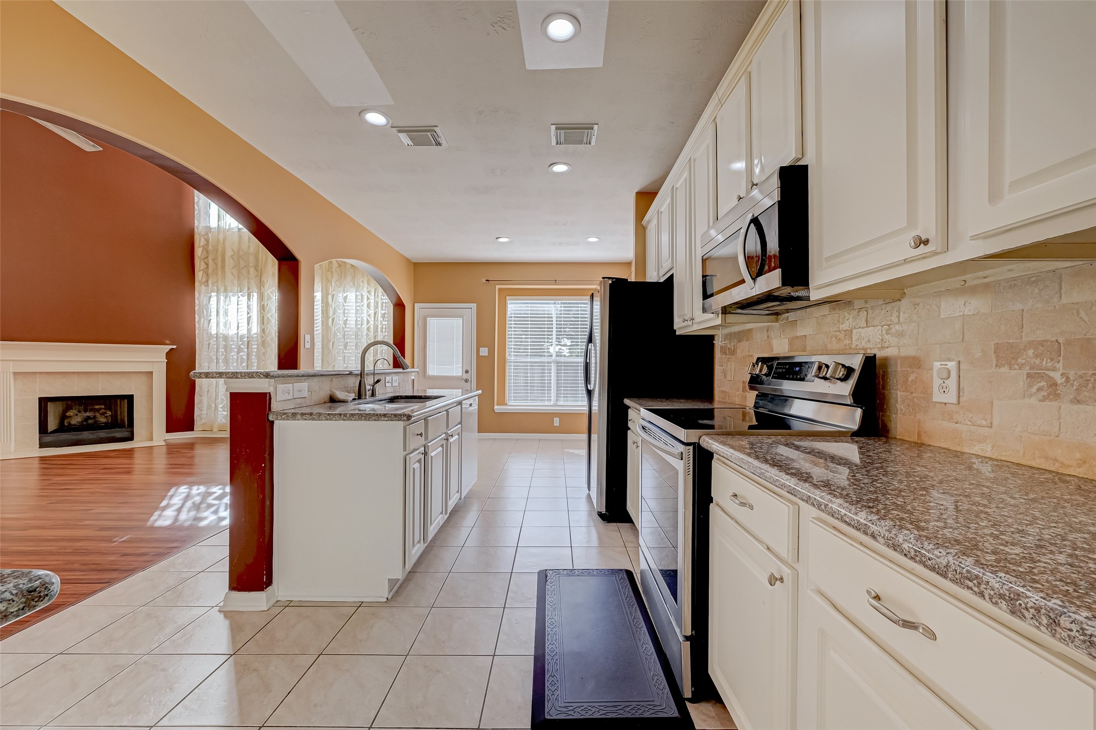 1606 Maryvale Drive Property Photo 10