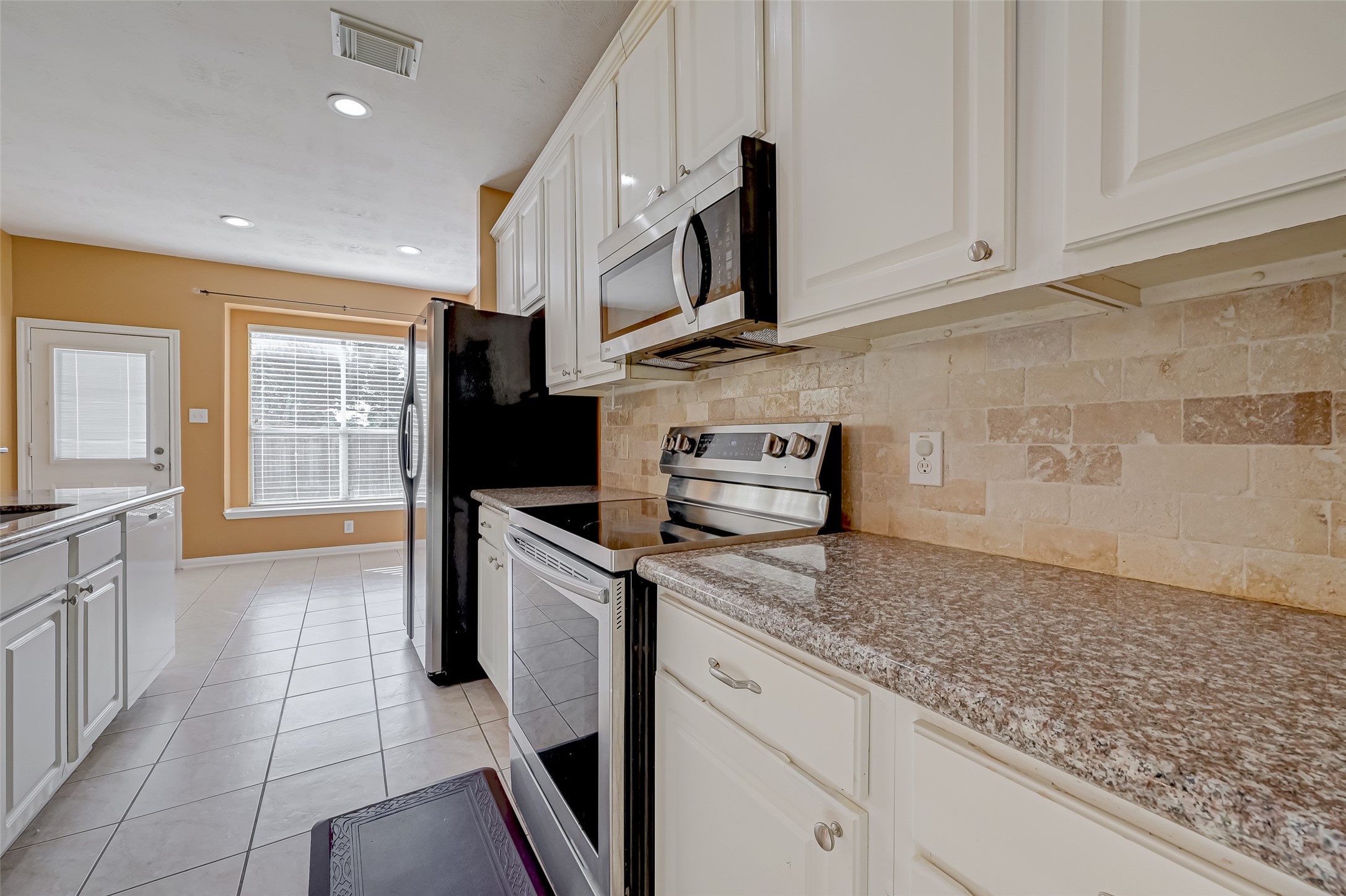1606 Maryvale Drive Property Photo 11