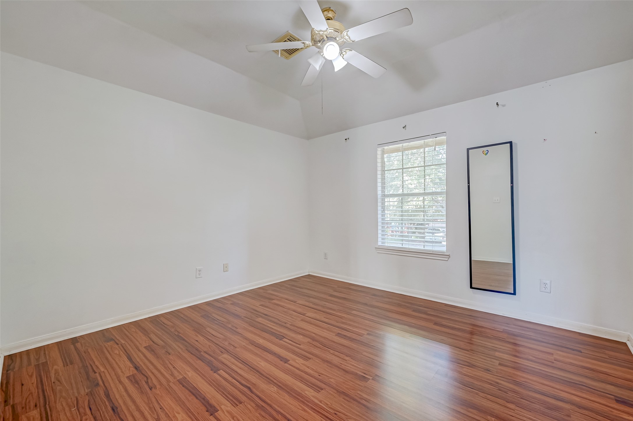 1606 Maryvale Drive Property Photo 45