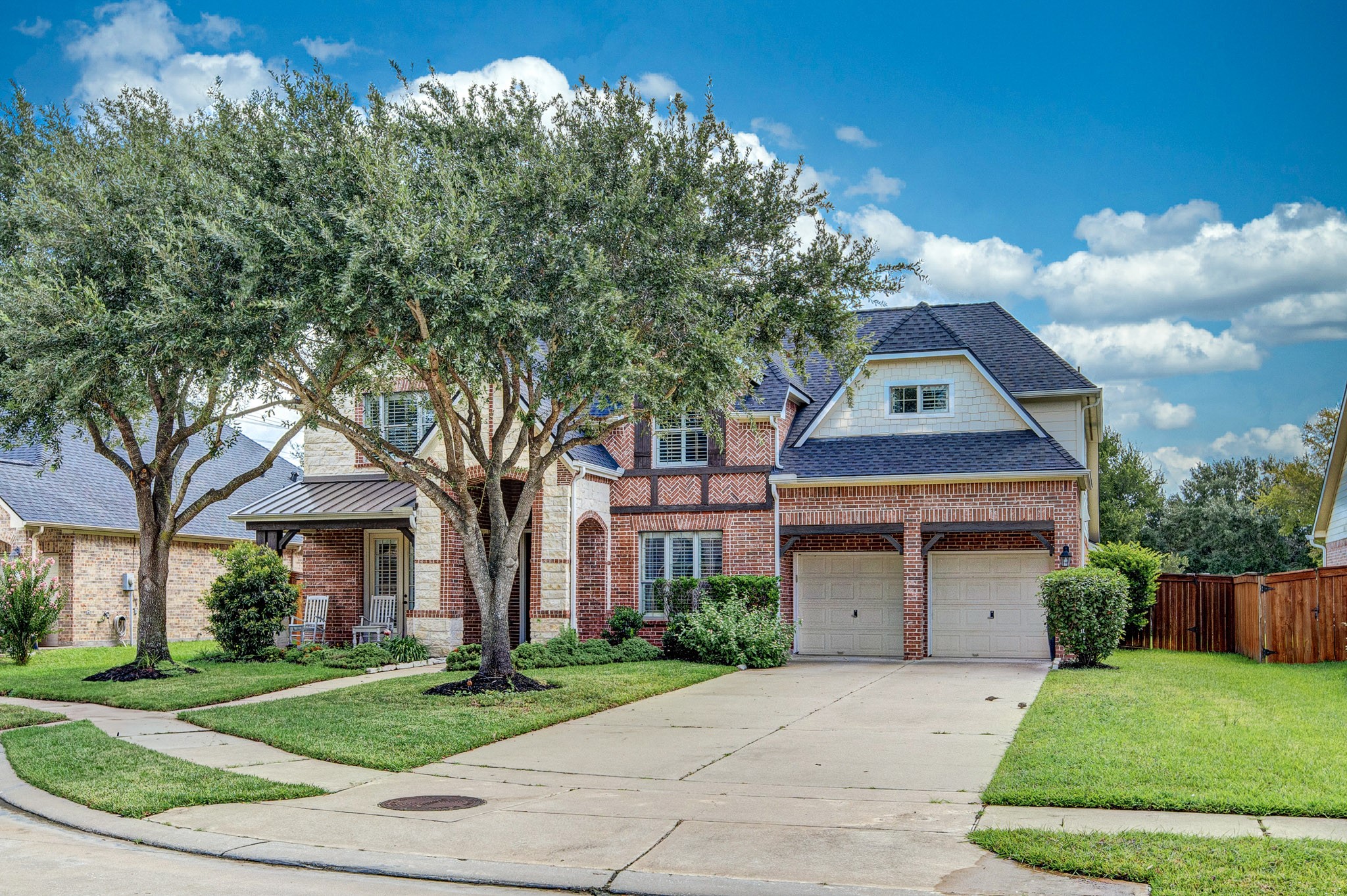 19507 Gladewater Court Property Photo 4