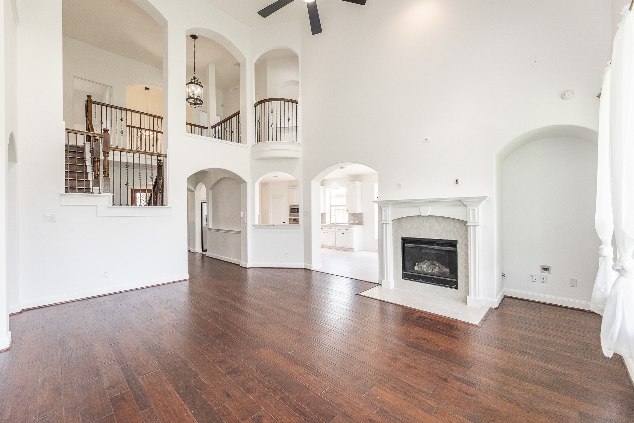 19507 Gladewater Court Property Photo 7