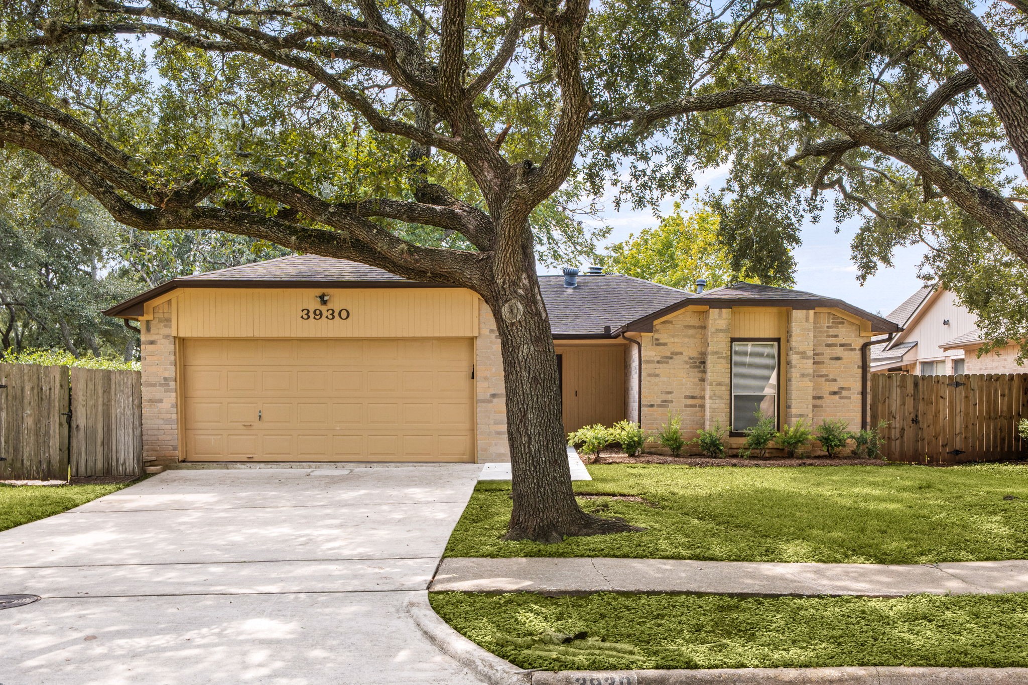 3930 Mill Rock Circle Property Photo 1
