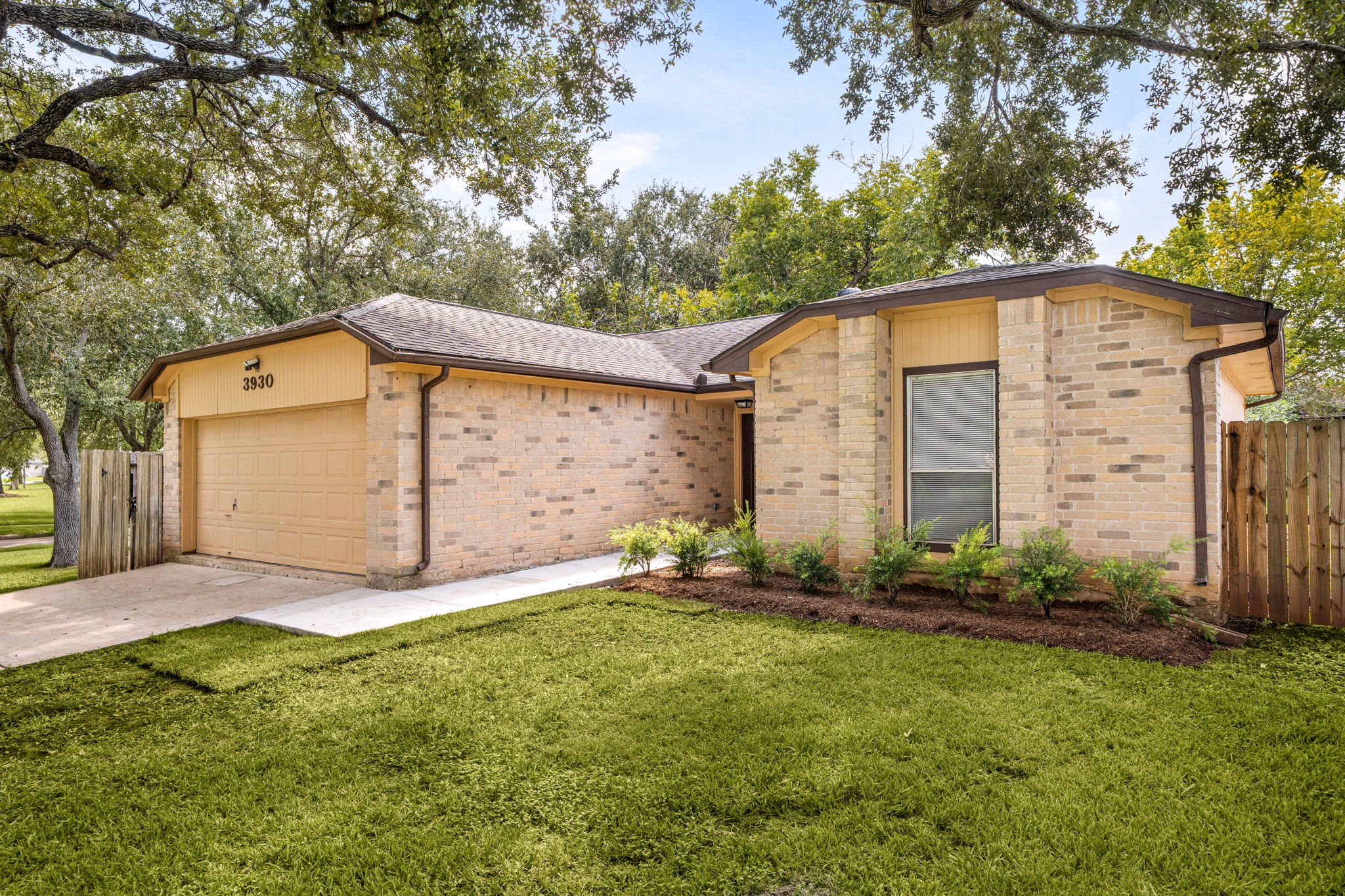 3930 Mill Rock Circle Property Photo 4